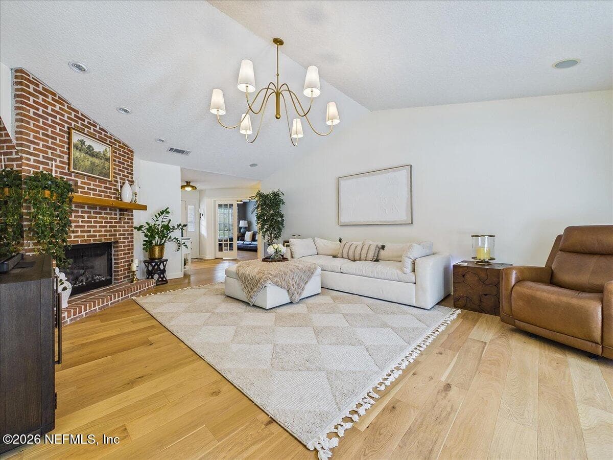 Photo 12 of 129 GRASSY Lane, Palatka, FL 32177