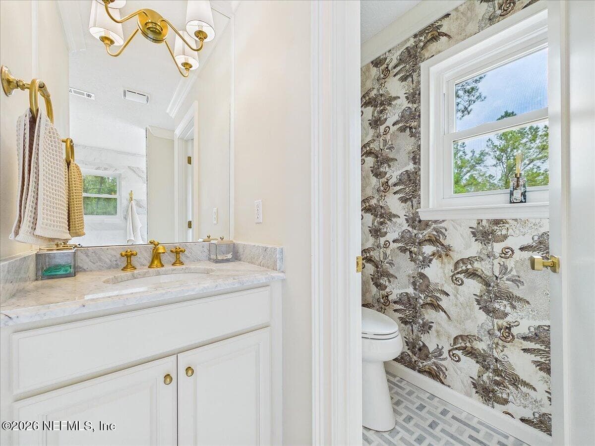 Photo 33 of 129 GRASSY Lane, Palatka, FL 32177