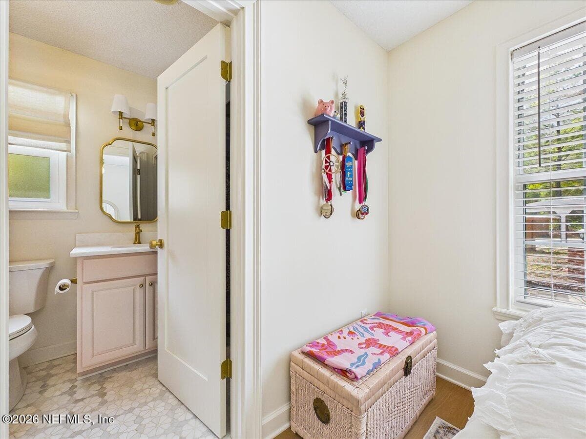 Photo 40 of 129 GRASSY Lane, Palatka, FL 32177