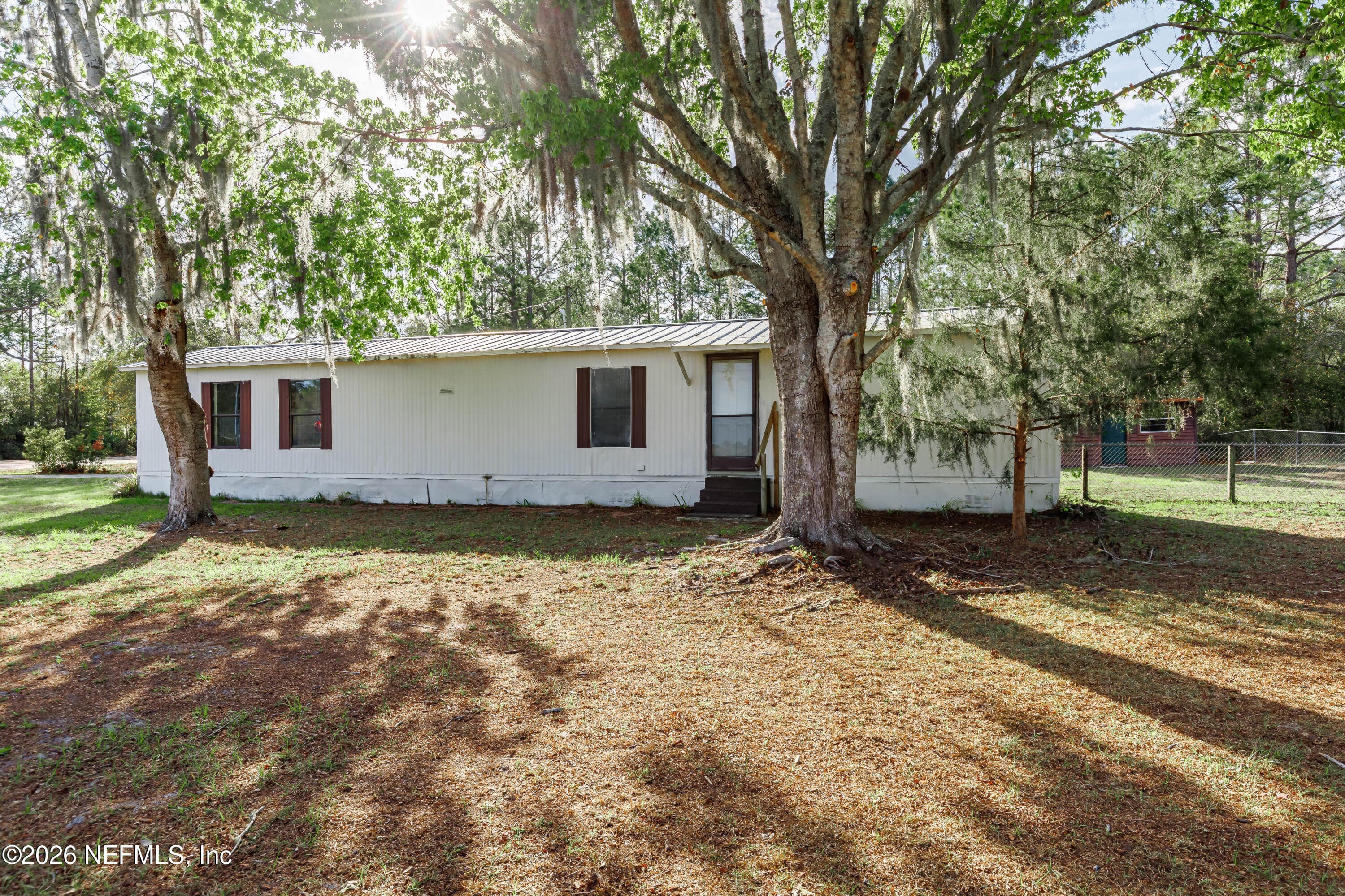Photo 4 of 871 SE 71ST Street, Starke, FL 32091