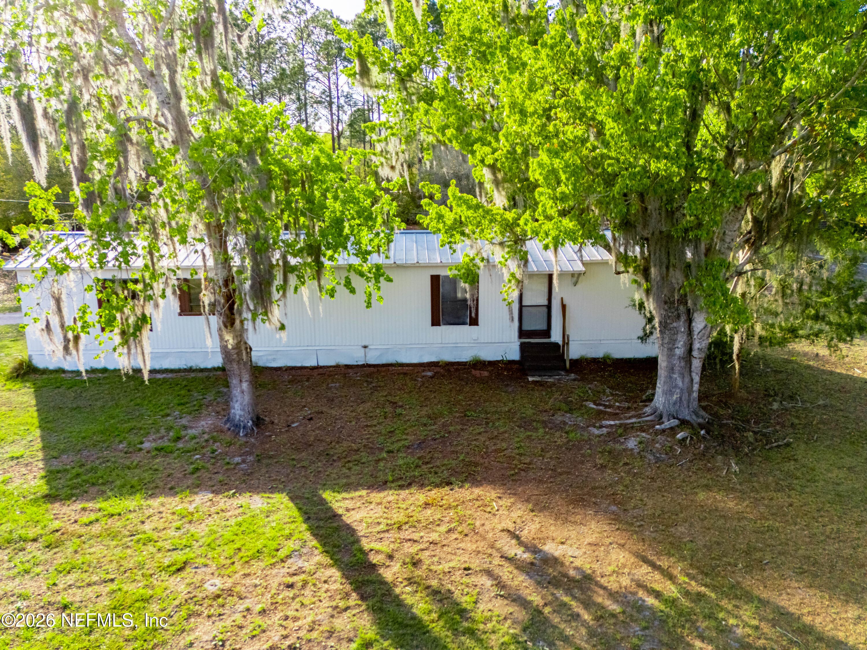 Photo 2 of 871 SE 71ST Street, Starke, FL 32091