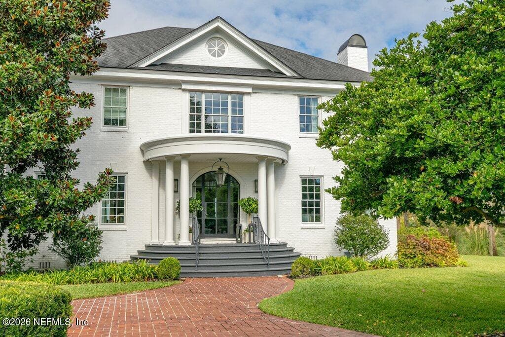 TOTAL renovation of this spectacular home! Interiors by renowned interior designer Chad James — 4626 RIVER POINT Road W, Jacksonville, FL 32207