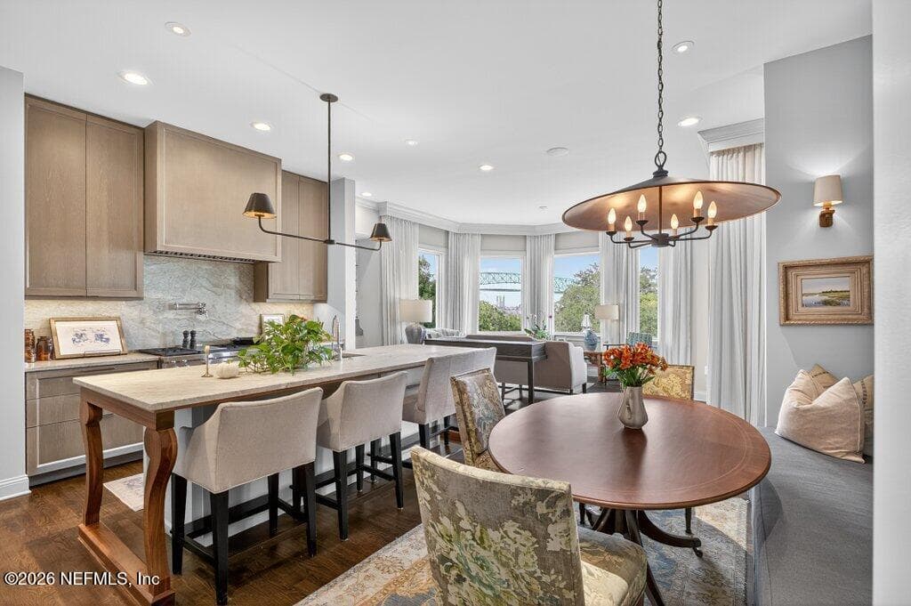 Barstools, Breakfast table, sitting area - a Kitchen made for gathering! — 4626 RIVER POINT Road W, Jacksonville, FL 32207
