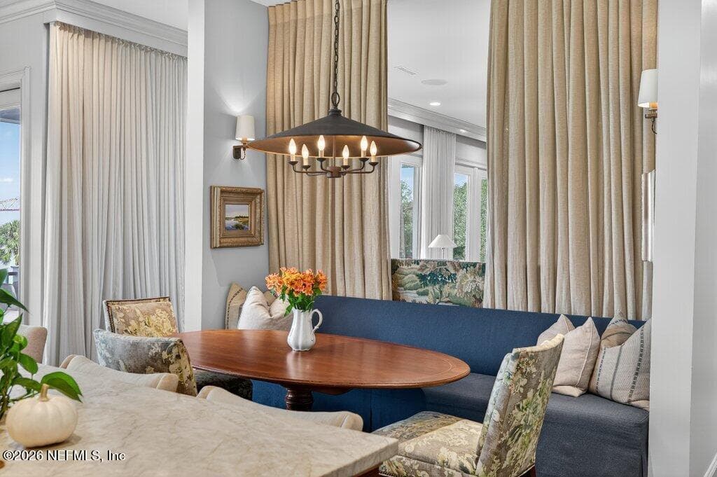 Photo 15 of 4626 RIVER POINT Road W, Jacksonville, FL 32207