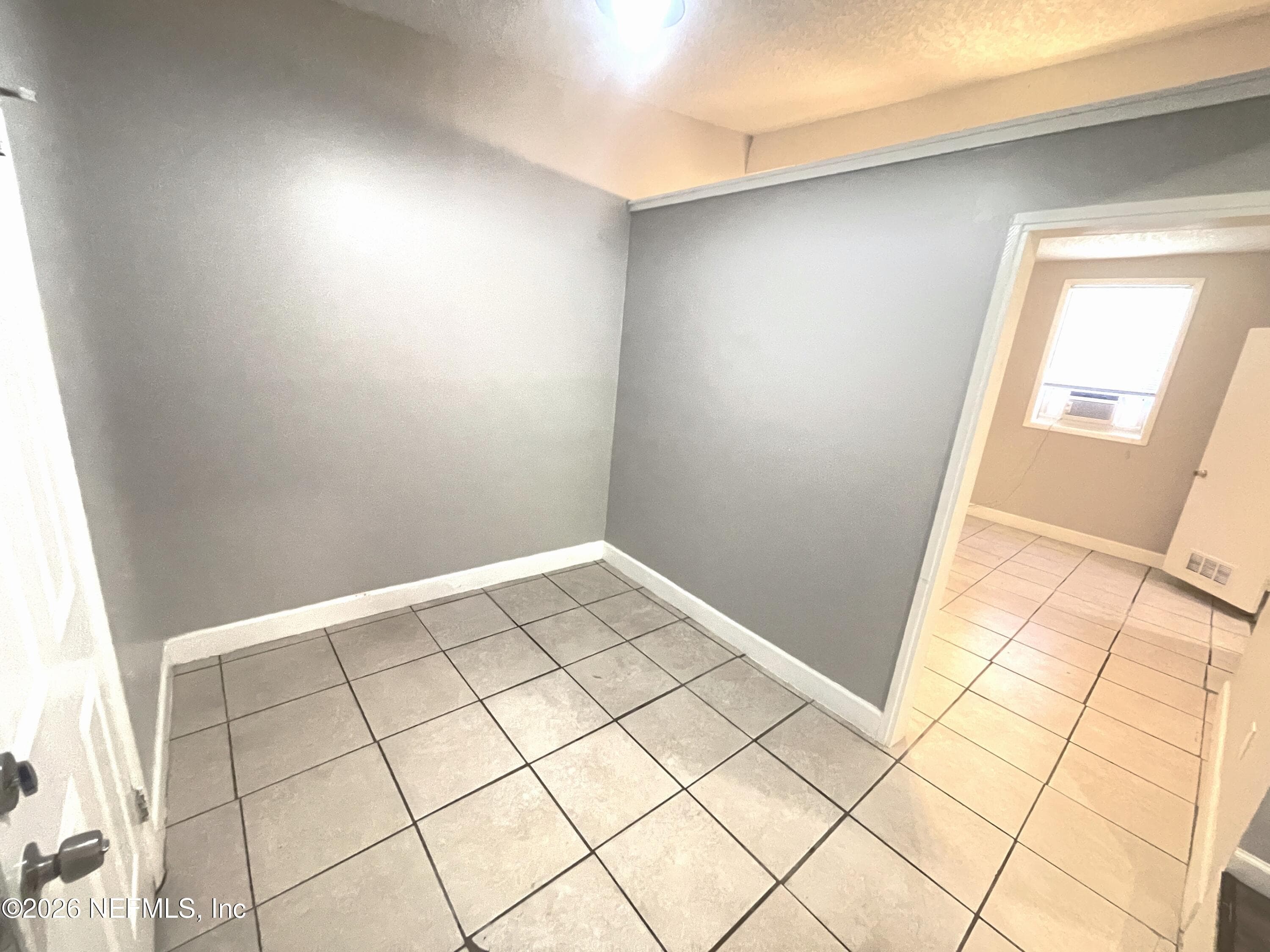 Photo 7 of 10603 BRIARCLIFF Road E, Jacksonville, FL 32218