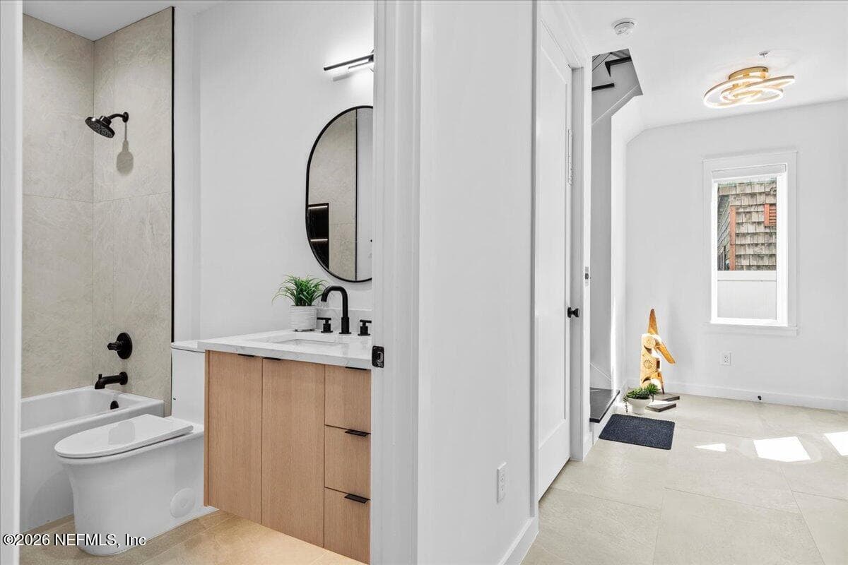 1st Floor Full Size Bathroom — 118 13TH Avenue S 103 C, Jacksonville Beach, FL 32250