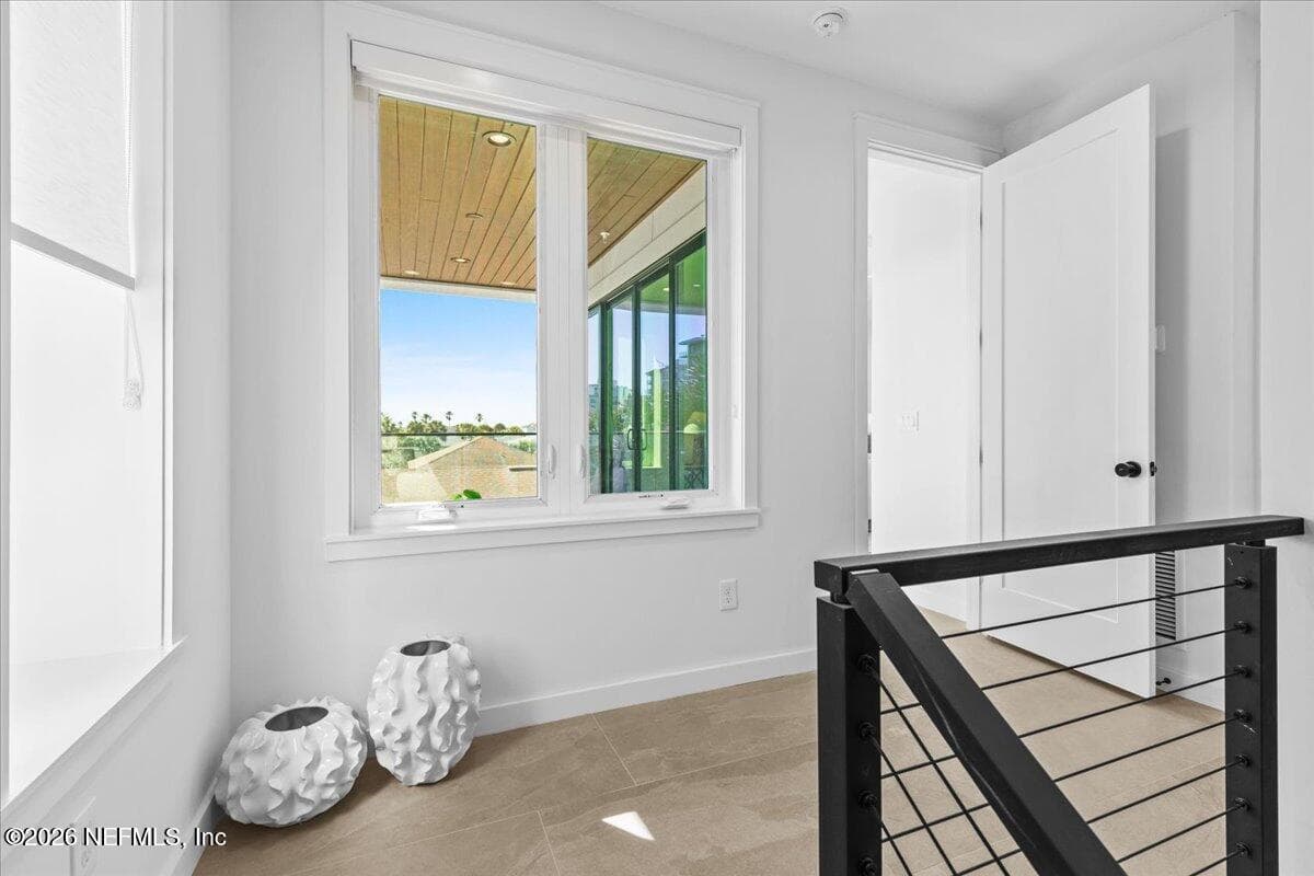 Staircase Landing to the 3rd Floor — 118 13TH Avenue S 103 C, Jacksonville Beach, FL 32250