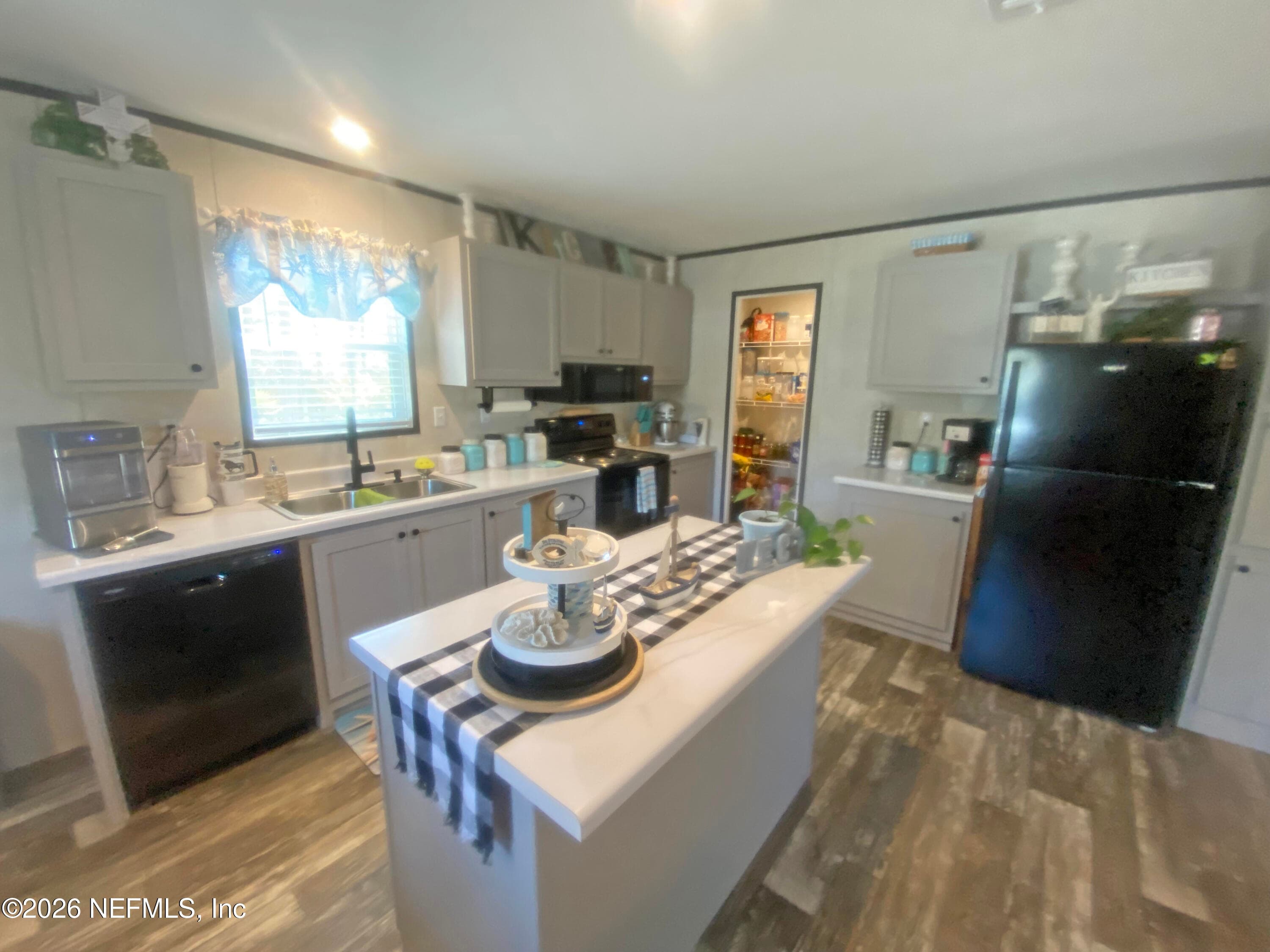 Large Pantry — 203 SW 5TH Avenue, Palatka, FL 32177