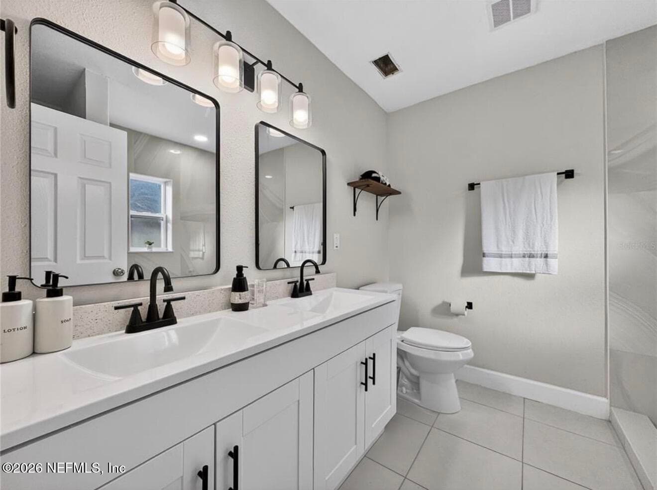 Photo 4 of 1450 S PARK Avenue, Titusville, FL 32780
