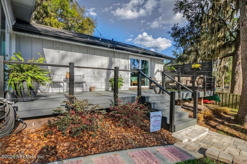 New composite deck, rails, and steps — 258 BUSH Court, Green Cove Springs, FL 32043