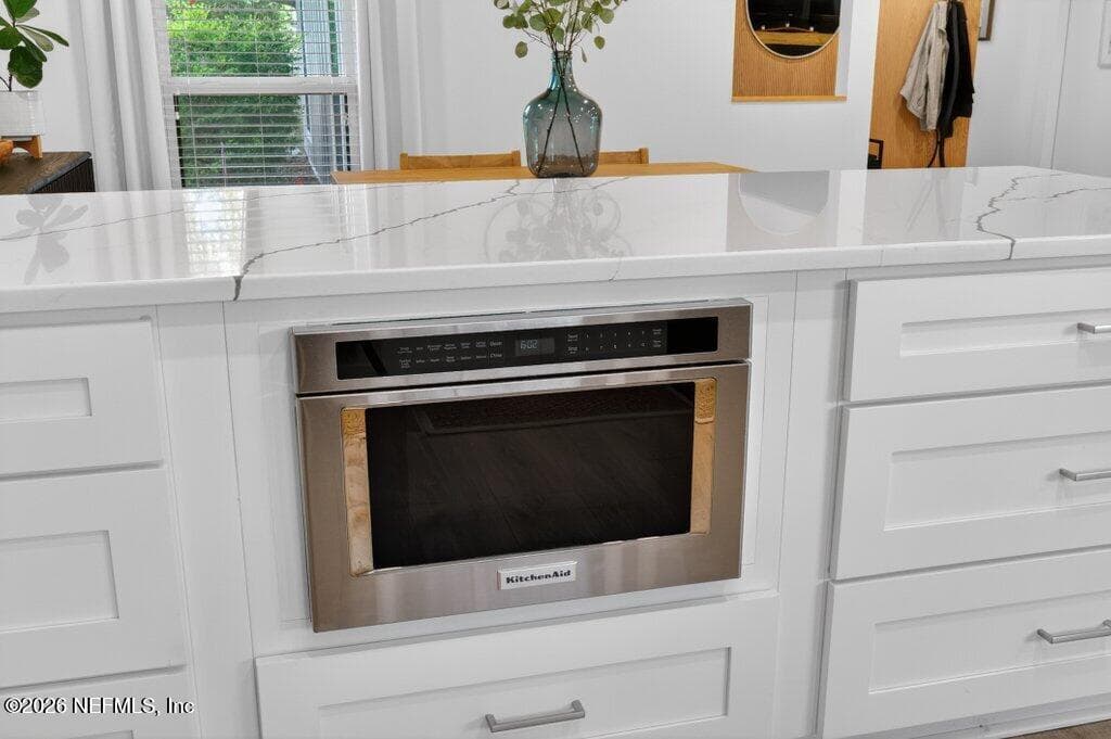 Microwave drawer — 258 BUSH Court, Green Cove Springs, FL 32043