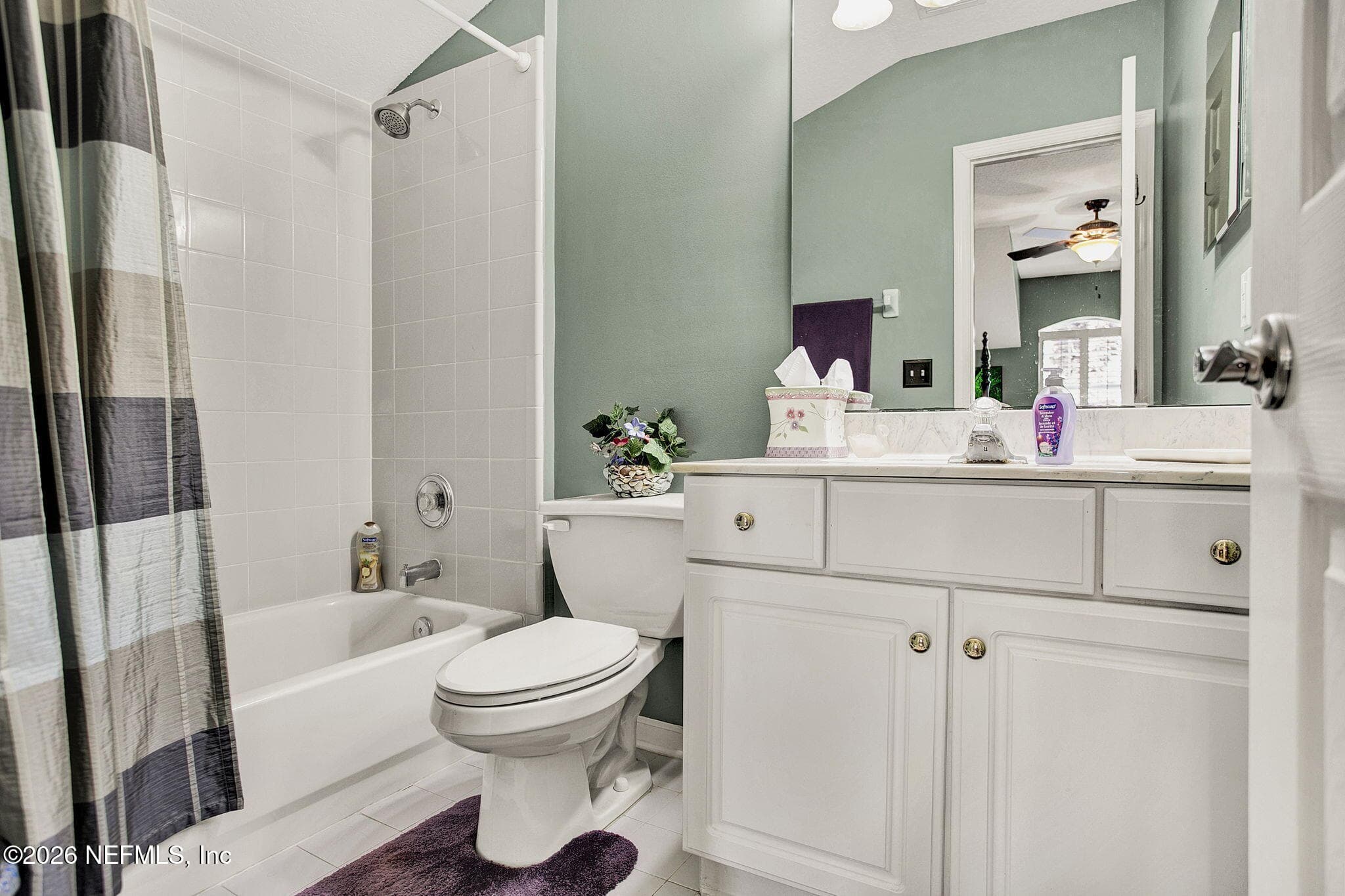 2nd floor bathroom — 640 WYNDHAM Court, Orange Park, FL 32073