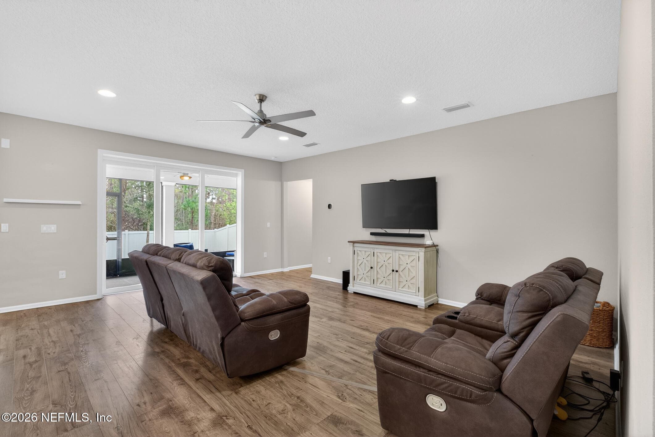 Photo 4 of 618 IVORY PALM Road, Orange Park, FL 32073