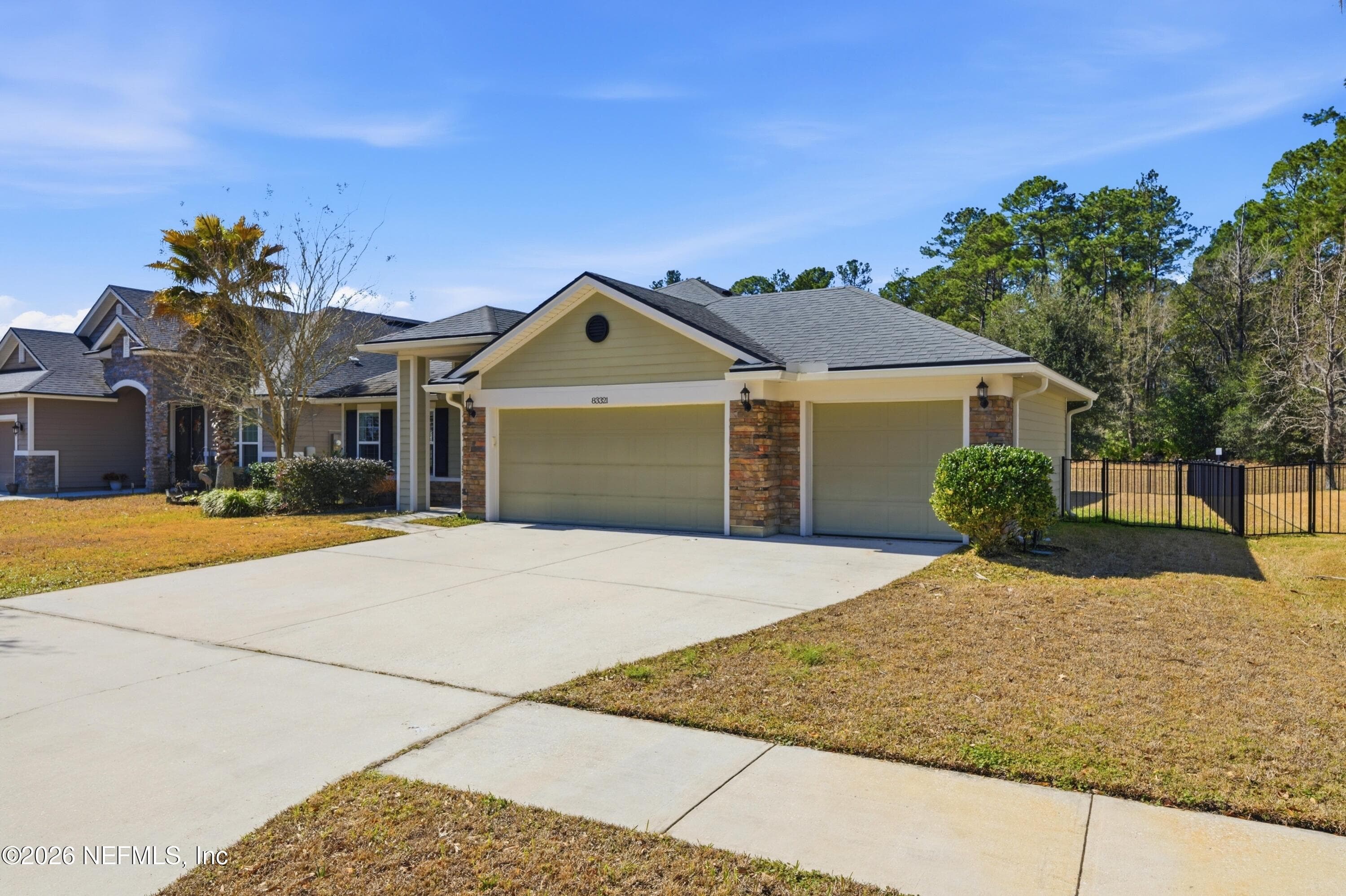 Photo 4 of 83321 PURPLE MARTIN Drive, Yulee, FL 32097