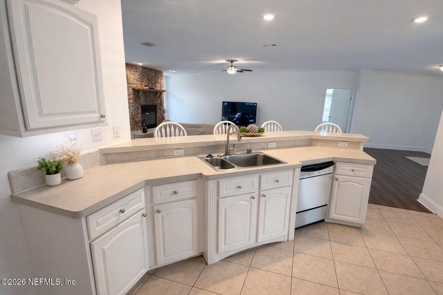 Photo 9 of 2490 VIOLET Way, Middleburg, FL 32068