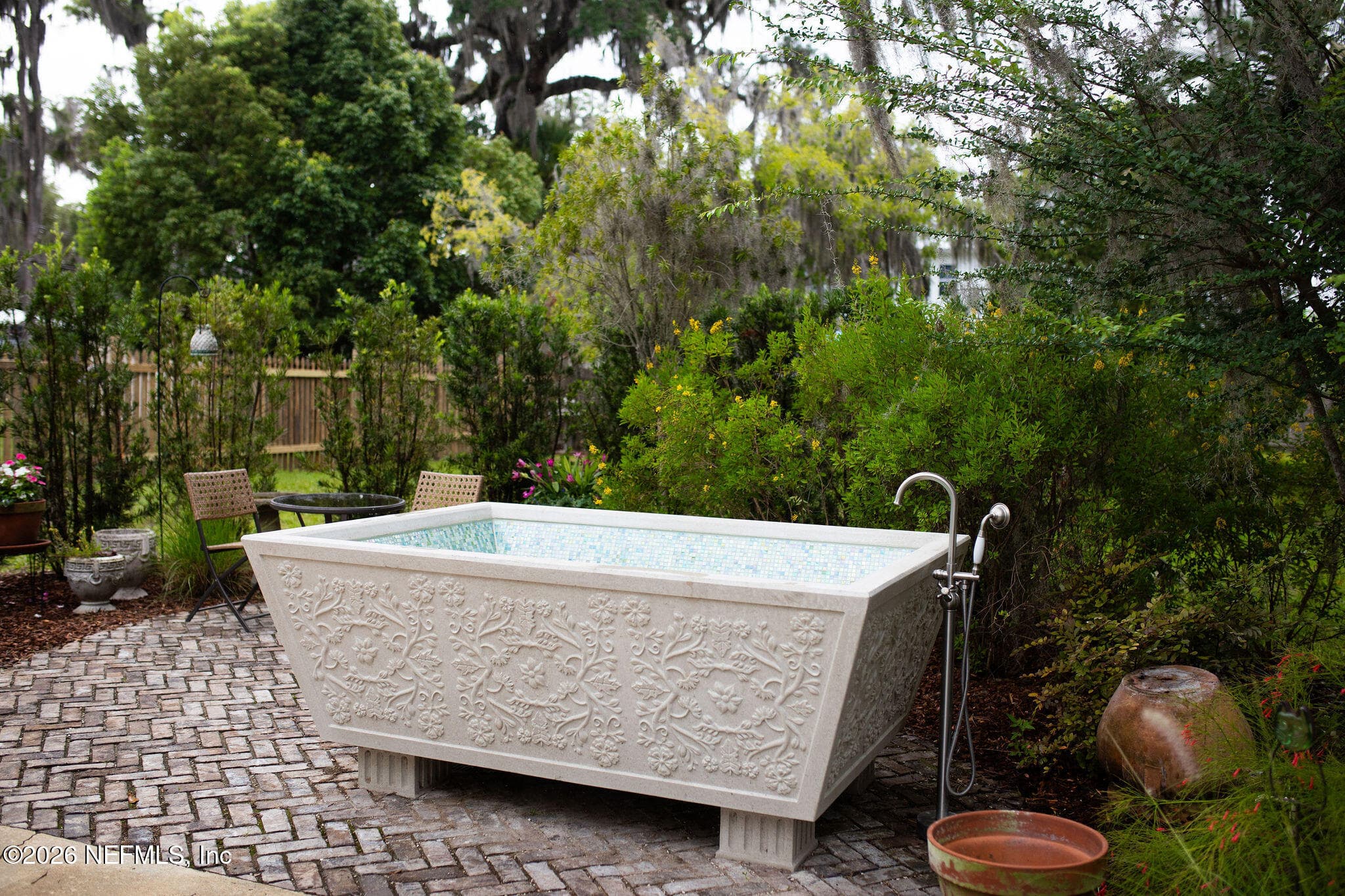European Soake tub — 700 WALNUT Street, Green Cove Springs, FL 32043