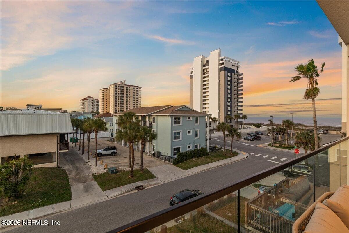 Photo 76 of 118 13TH Avenue S 101 B, Jacksonville Beach, FL 32250