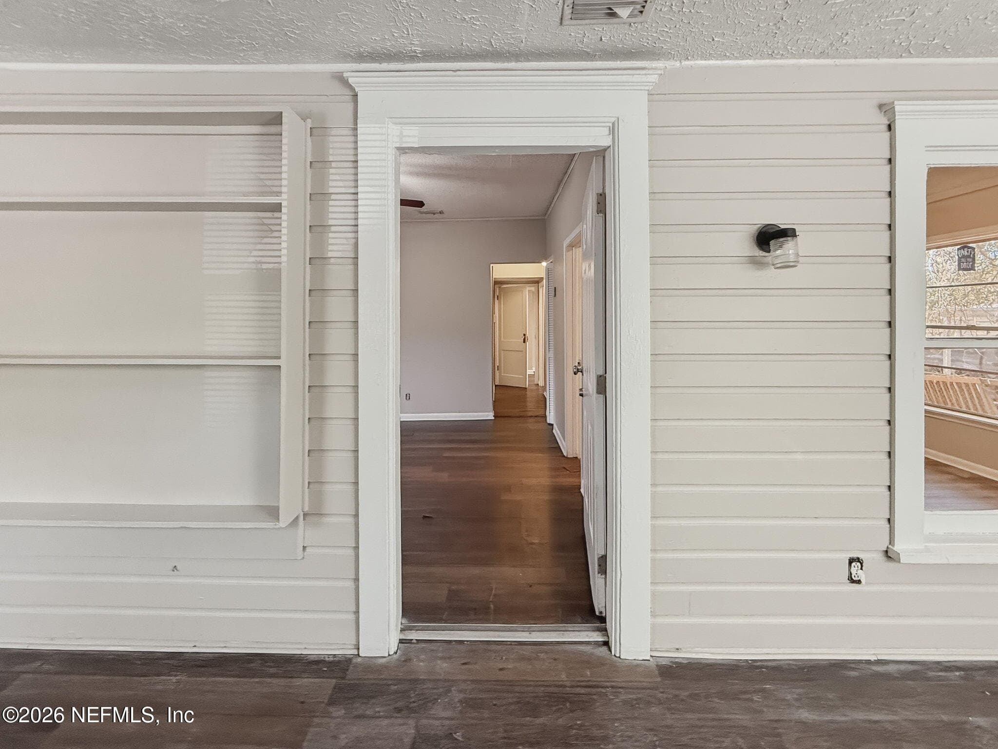 Photo 2 of 663 LINWOOD Avenue, Jacksonville, FL 32206