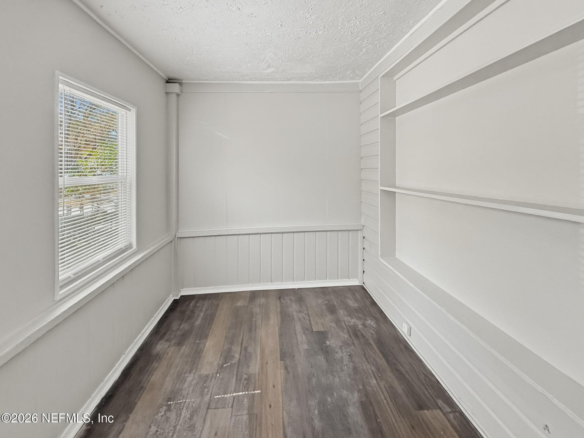 Photo 3 of 663 LINWOOD Avenue, Jacksonville, FL 32206