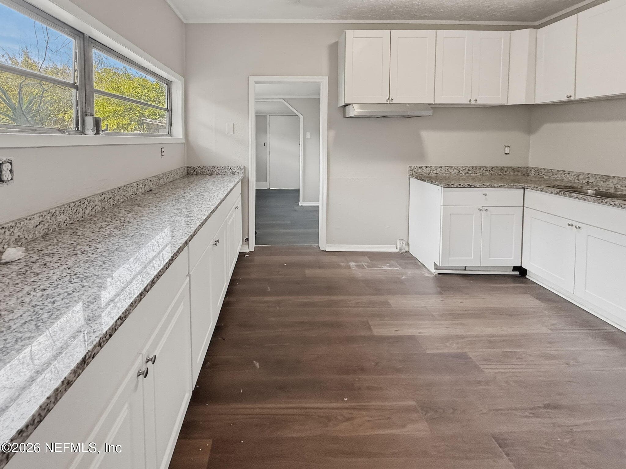 Photo 10 of 663 LINWOOD Avenue, Jacksonville, FL 32206
