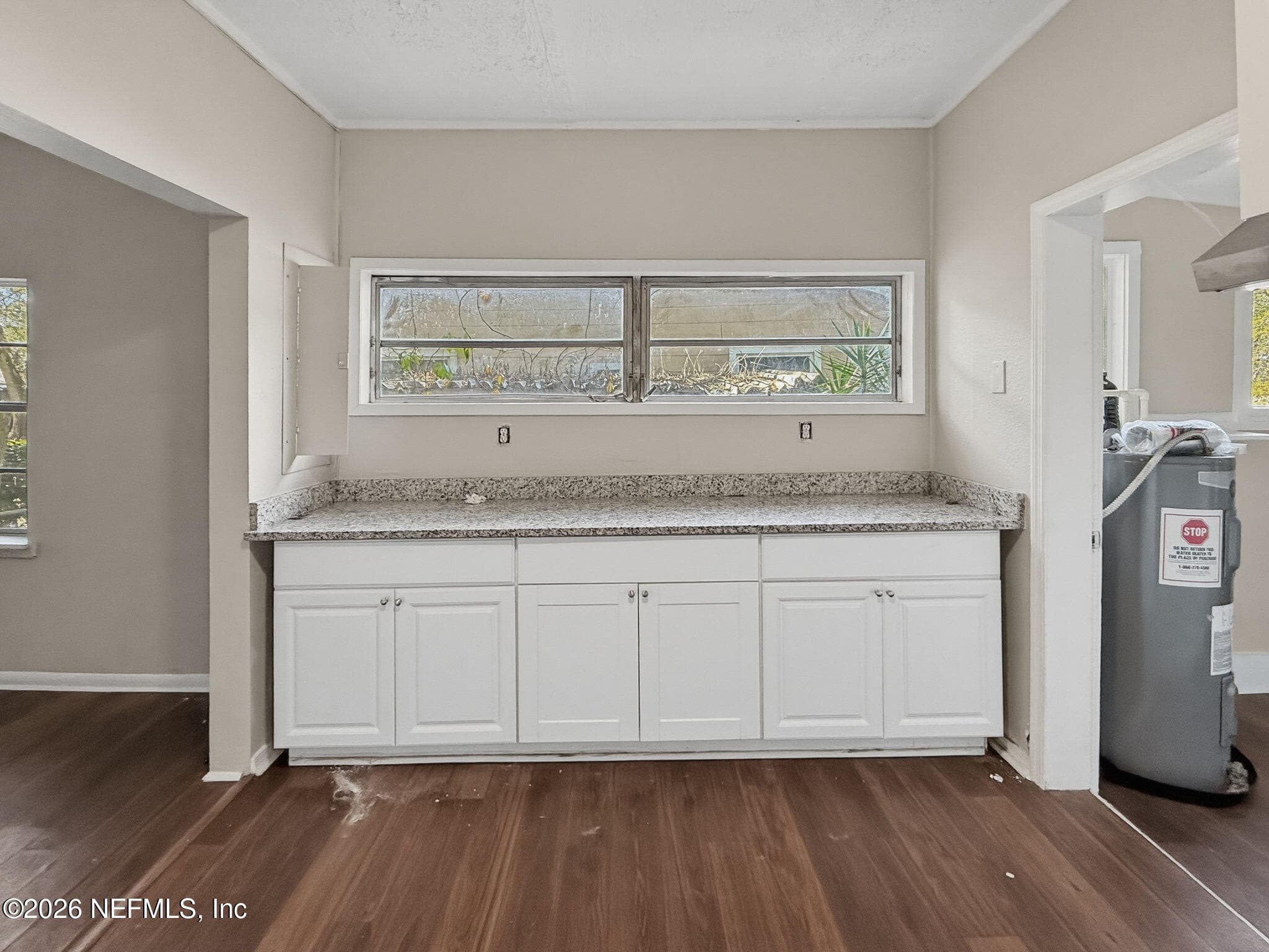Photo 12 of 663 LINWOOD Avenue, Jacksonville, FL 32206