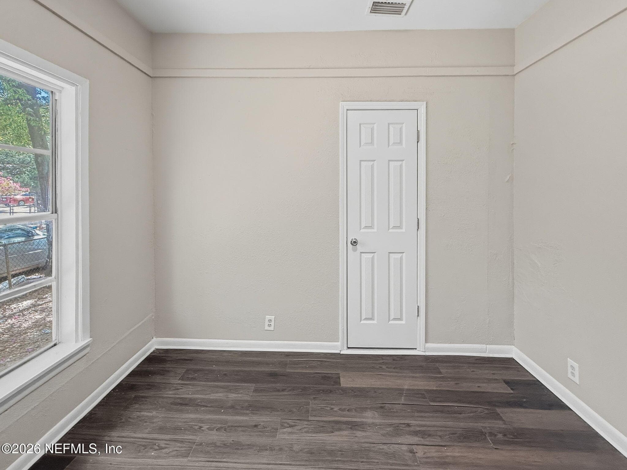 Photo 25 of 663 LINWOOD Avenue, Jacksonville, FL 32206