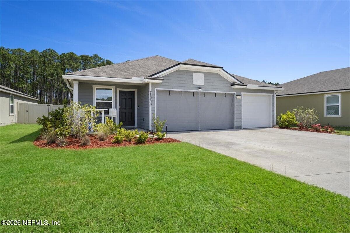 Photo 2 of 75639 BRIDGEWATER Drive, Yulee, FL 32097