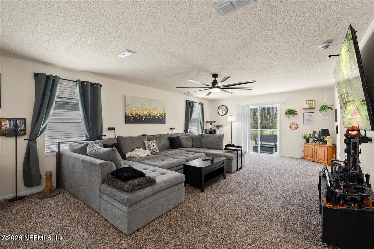 Photo 10 of 75639 BRIDGEWATER Drive, Yulee, FL 32097