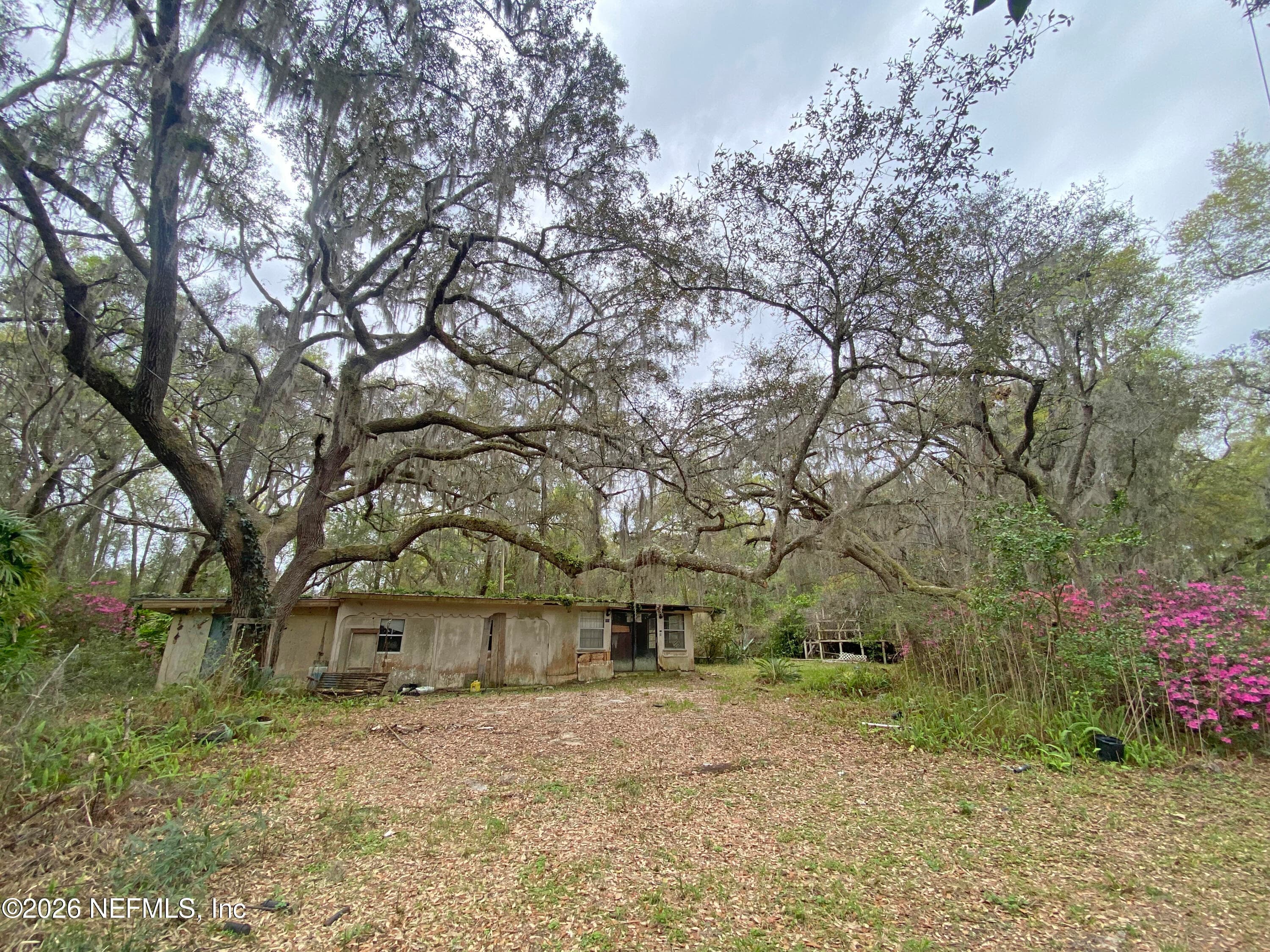 Photo 17 of 119 TWIN LAKES Road, Hawthorne, FL 32640