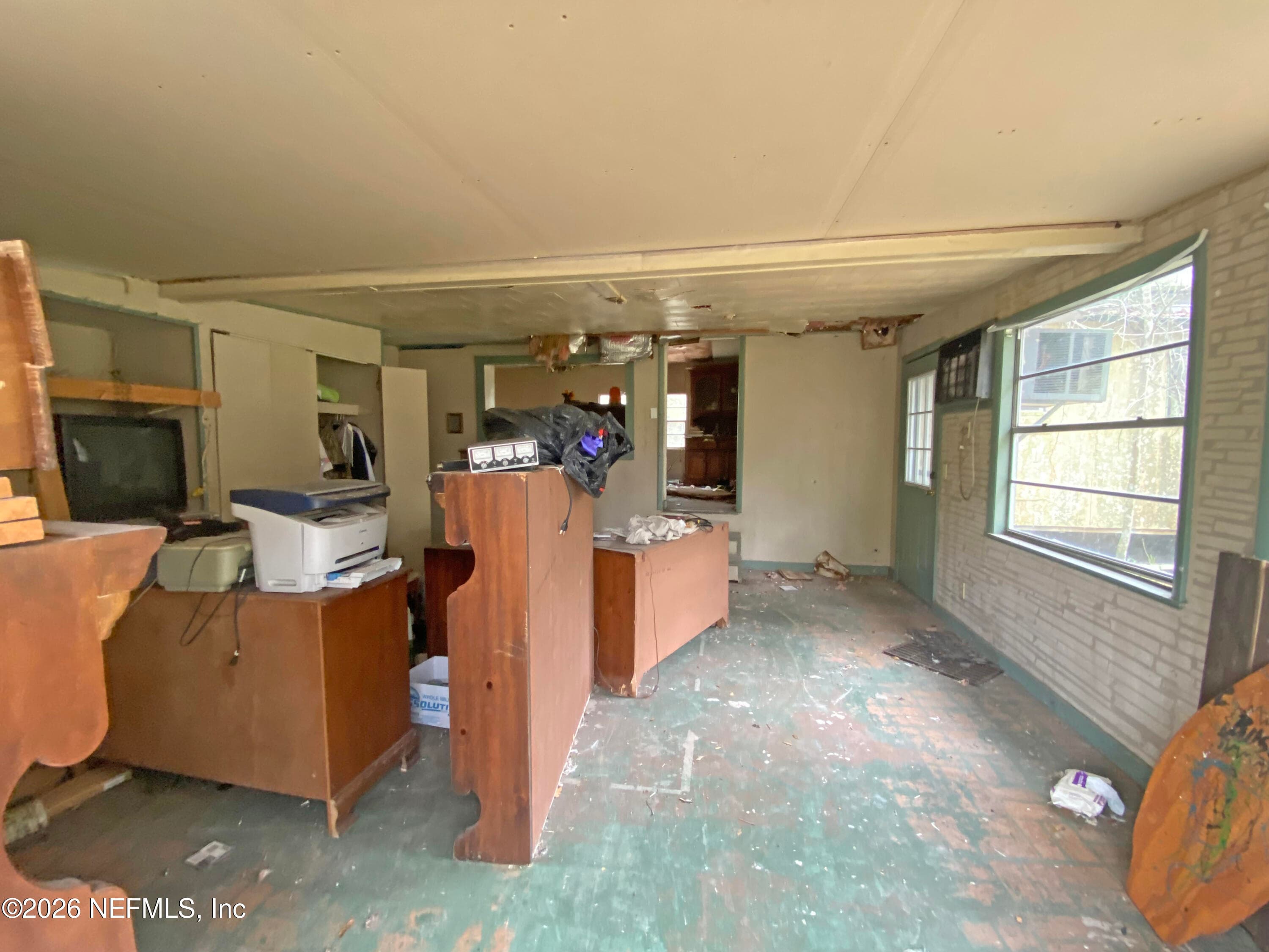 MOBILE HOME W/ ADDITION — 119 TWIN LAKES Road, Hawthorne, FL 32640