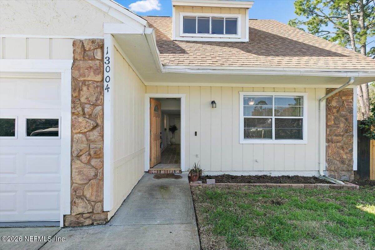 Photo 2 of 13004 TWIN PINES Circle S, Jacksonville, FL 32246