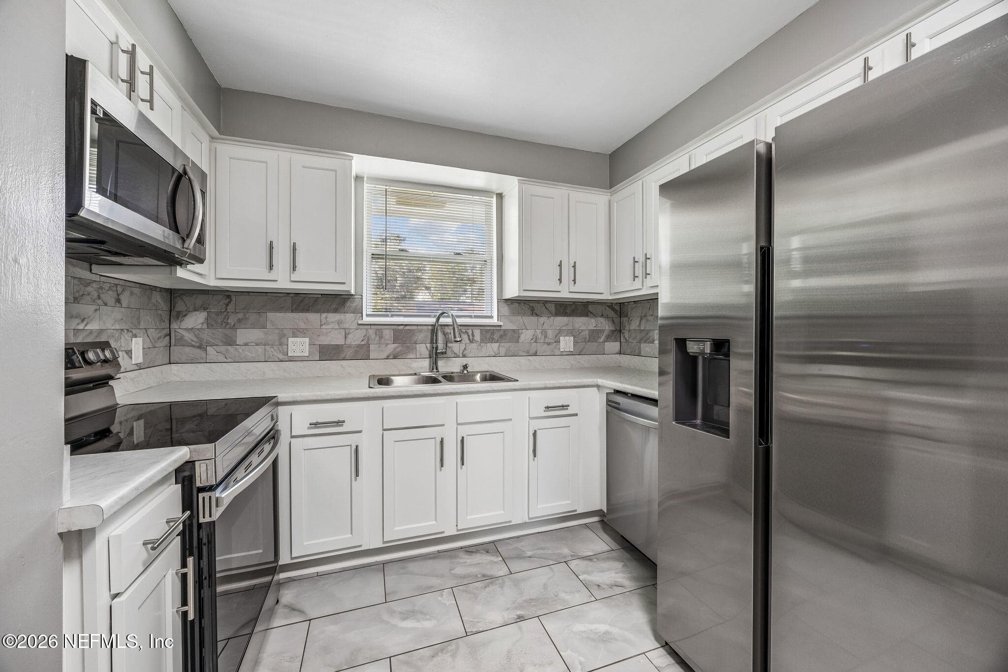 Photo 4 of 1532 LEESTAN Court, Orange Park, FL 32073