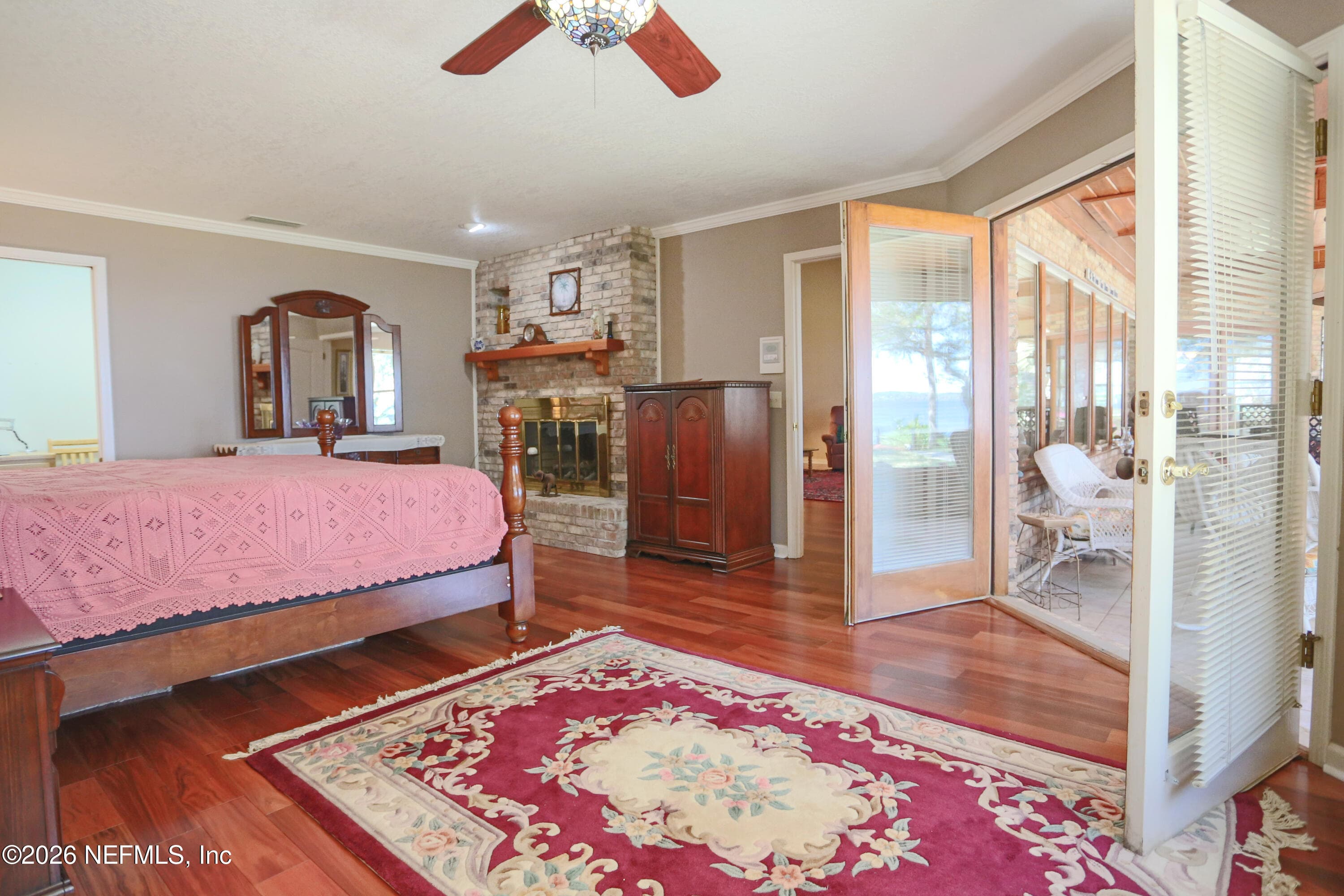Wood-burning fireplace — 524 CEDAR CREEK Road, Palatka, FL 32177