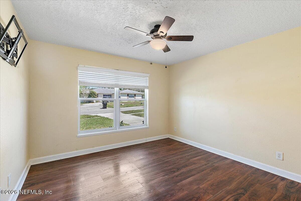 Photo 8 of 428 NEPTUNE Road, Orange Park, FL 32073