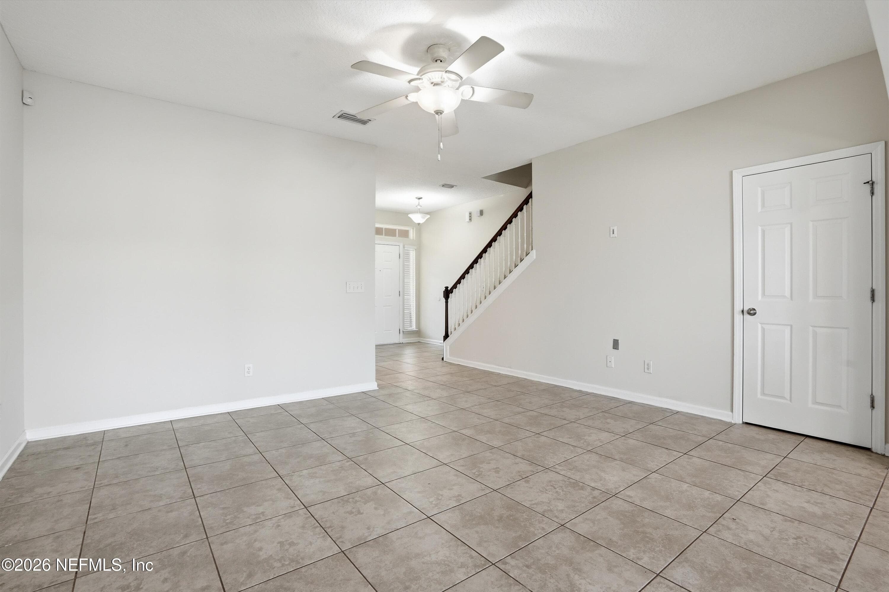 Photo 7 of 152 NELSON Lane, St. Johns, FL 32259