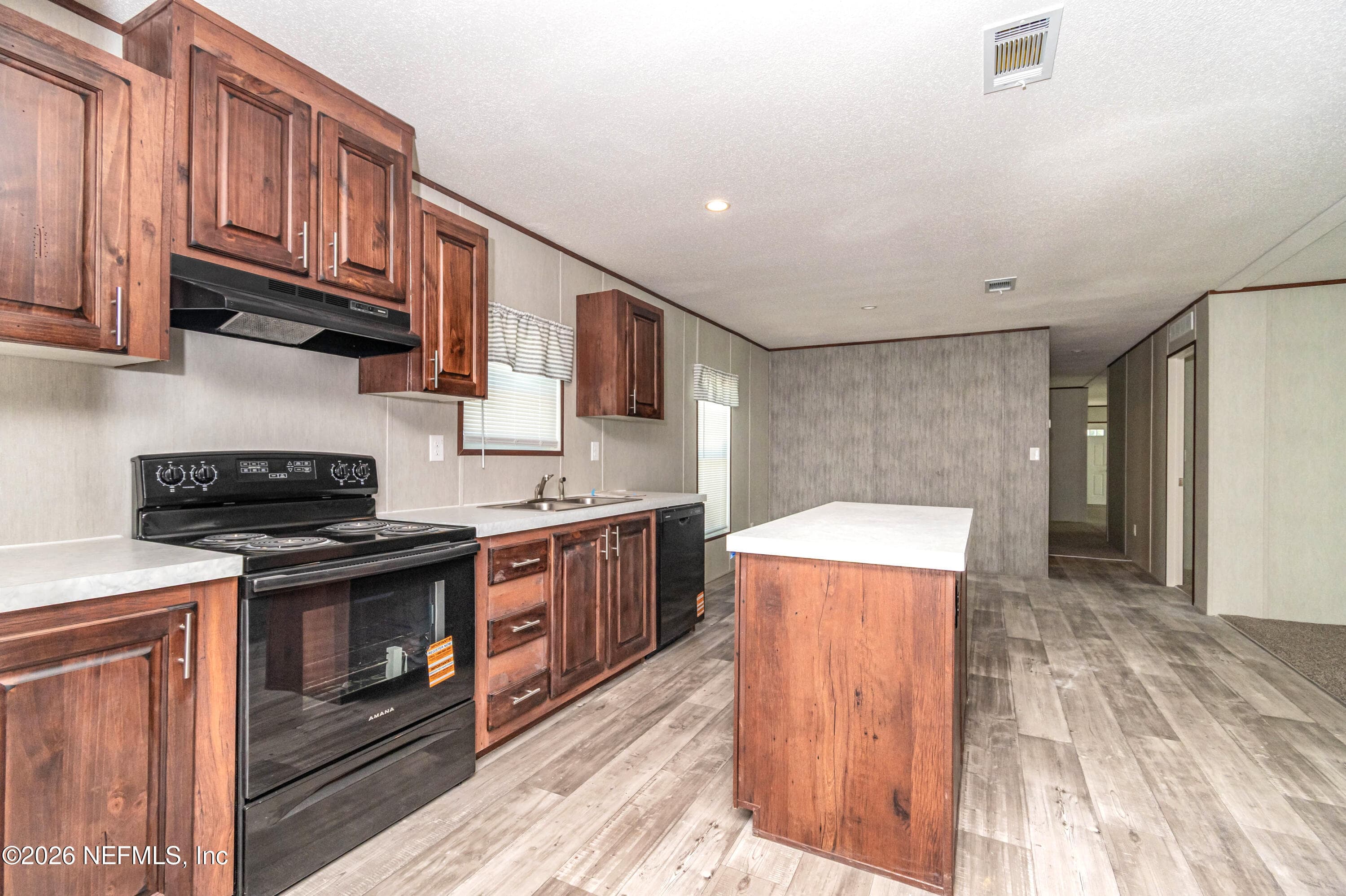 Photo 5 of 11355 MALLIE DAVIS Road, Glen St. Mary, FL 32040