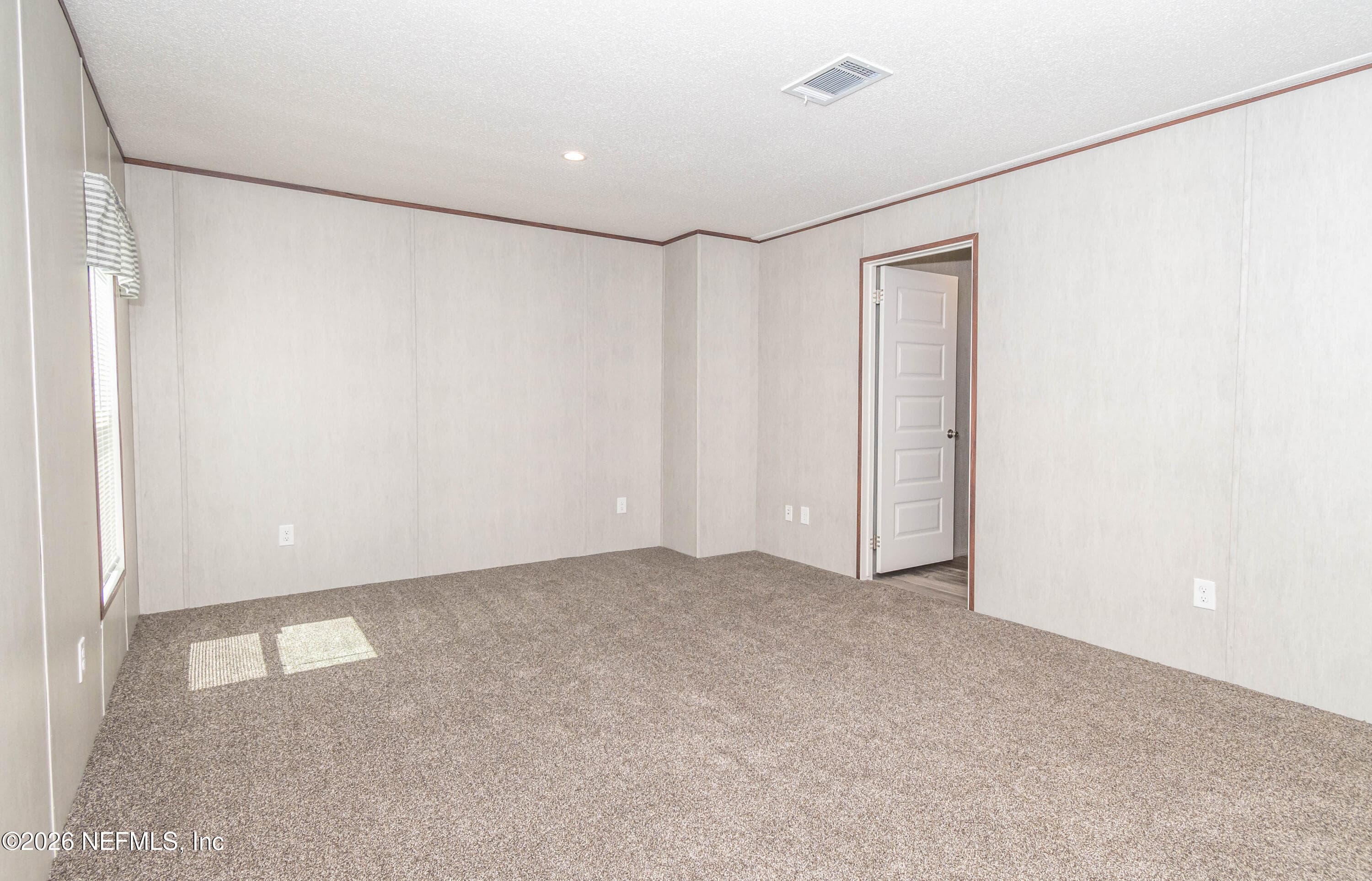 Photo 9 of 11355 MALLIE DAVIS Road, Glen St. Mary, FL 32040