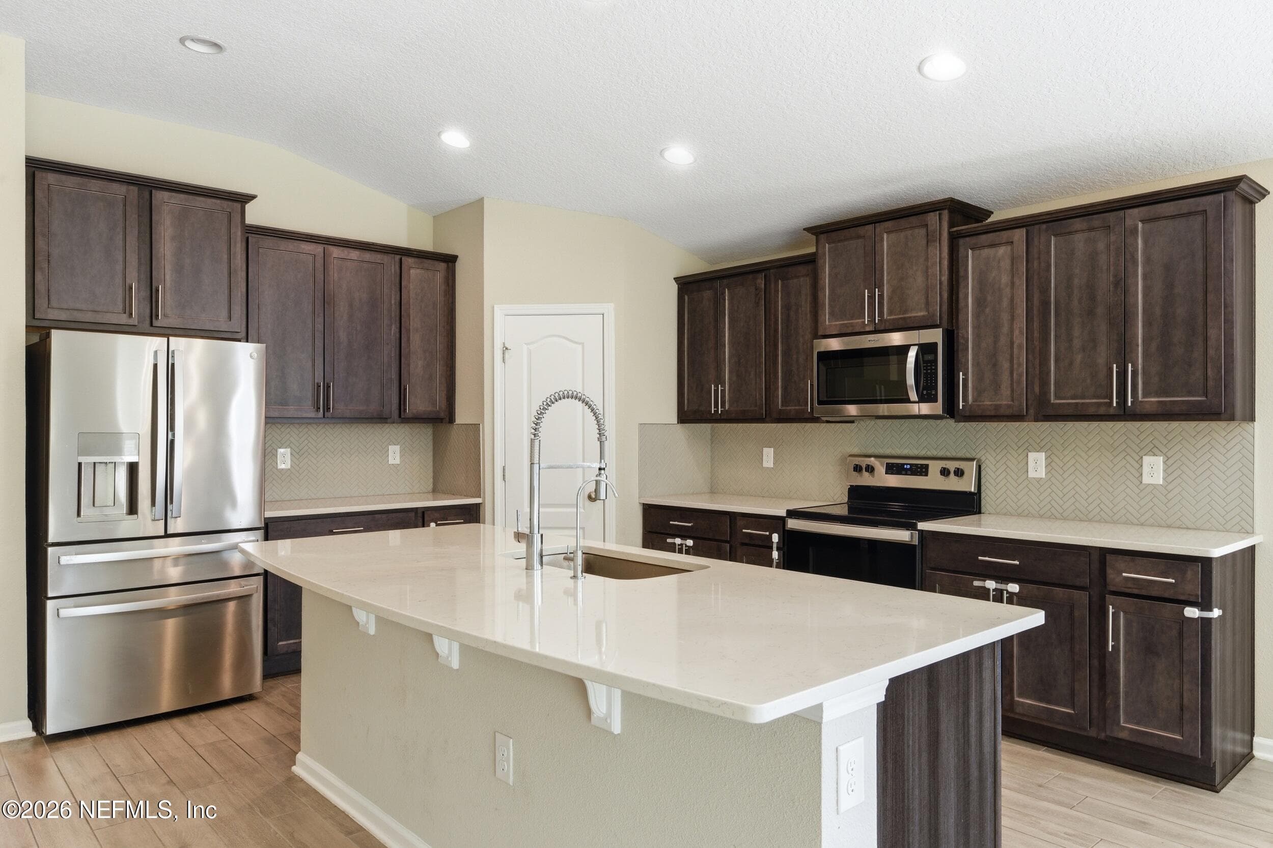 Photo 10 of 65784 EDGEWATER Drive, Yulee, FL 32097