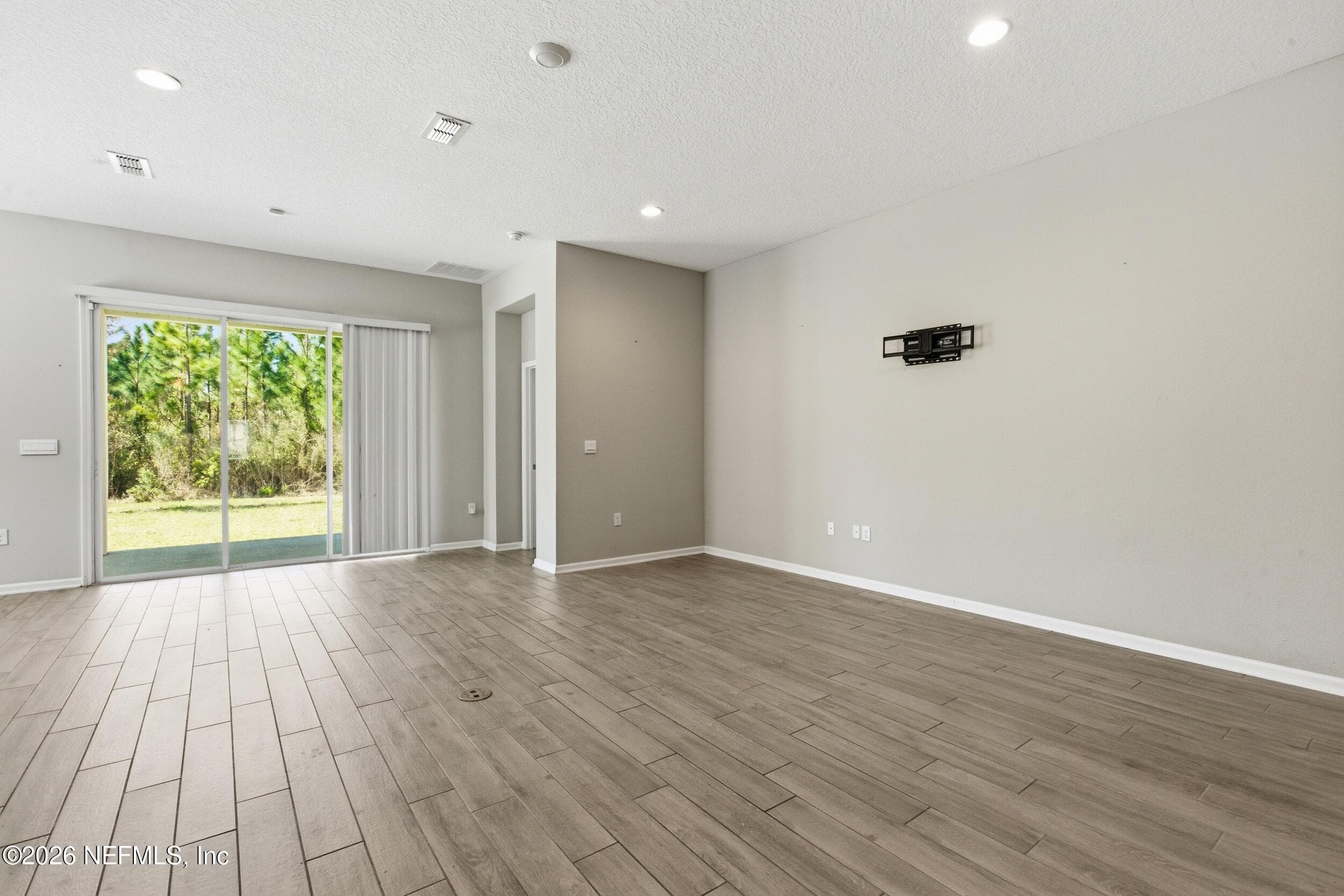 Photo 6 of 65784 EDGEWATER Drive, Yulee, FL 32097