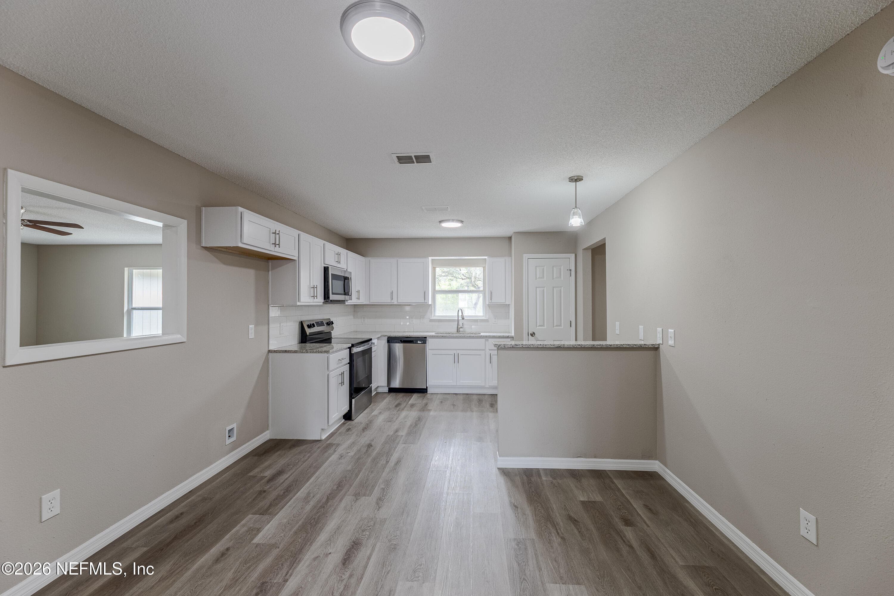 Photo 12 of 67104 ELNORA Lane, Yulee, FL 32097