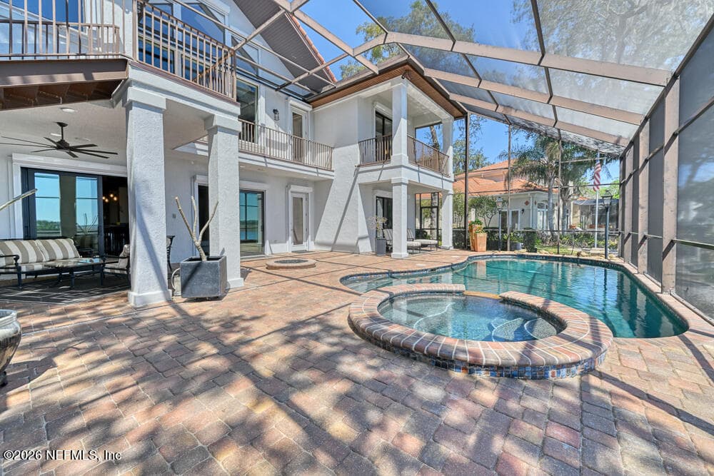 Photo 2 of 1037 SHIPWATCH Drive E, Jacksonville, FL 32225