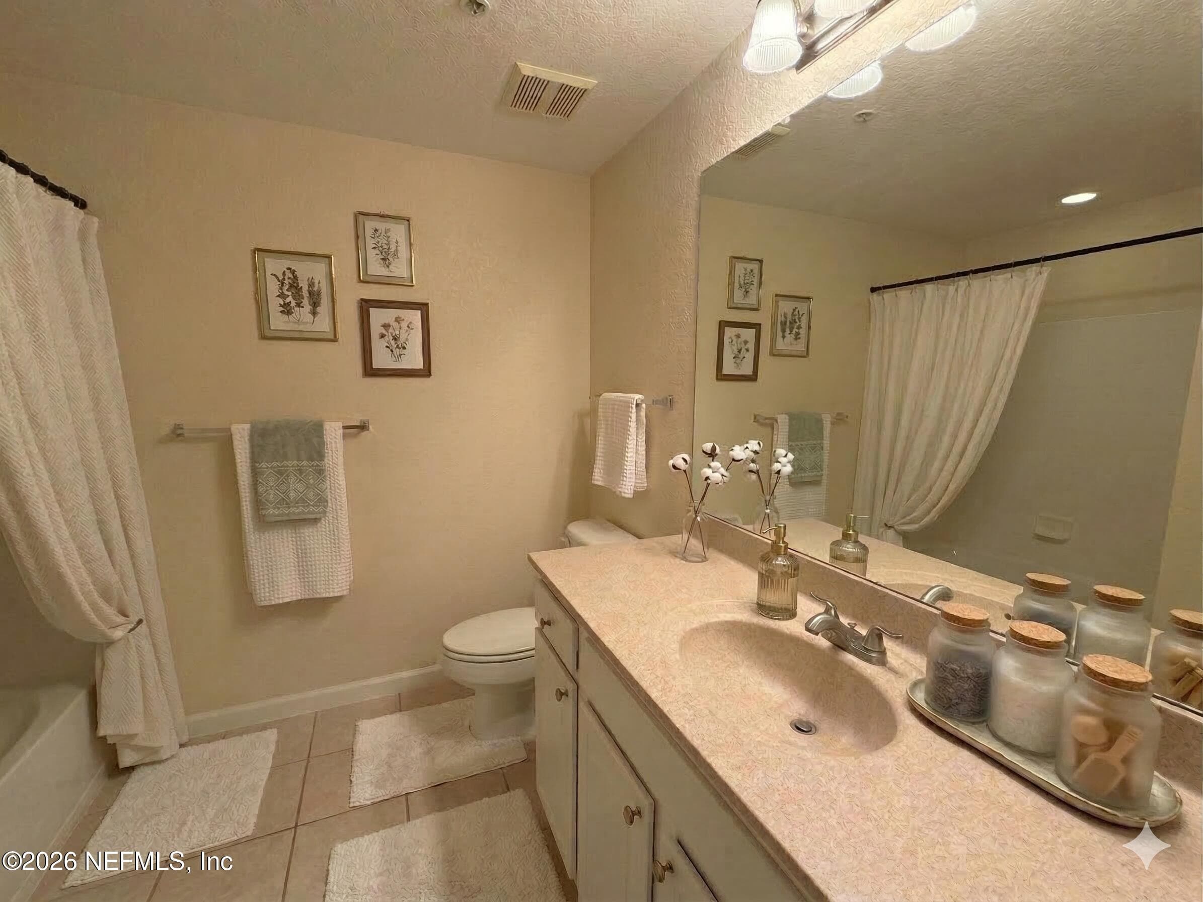 Photo 12 of 10075 N GATE Parkway 2012, Jacksonville, FL 32246