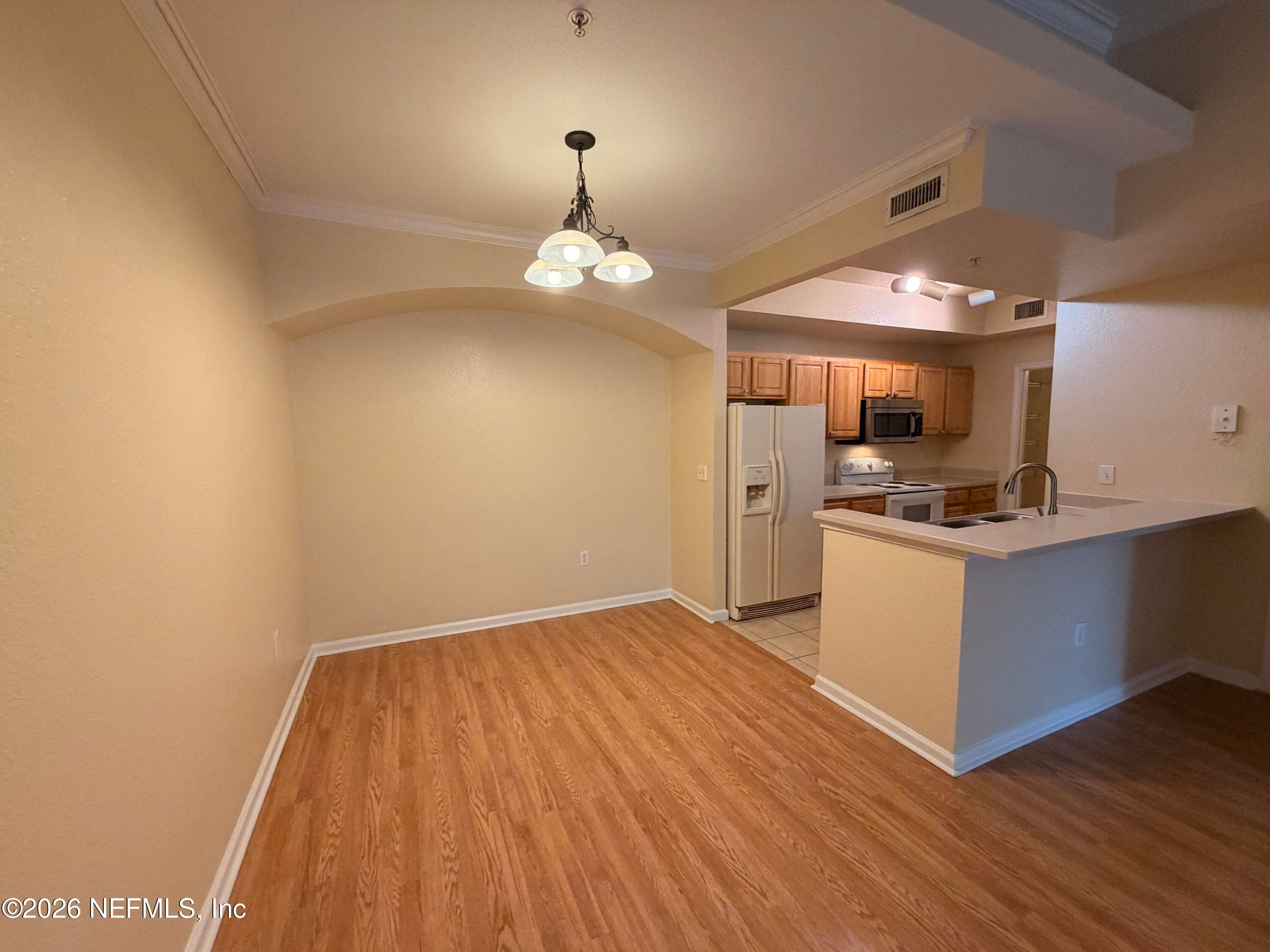 Photo 5 of 10075 N GATE Parkway 2012, Jacksonville, FL 32246