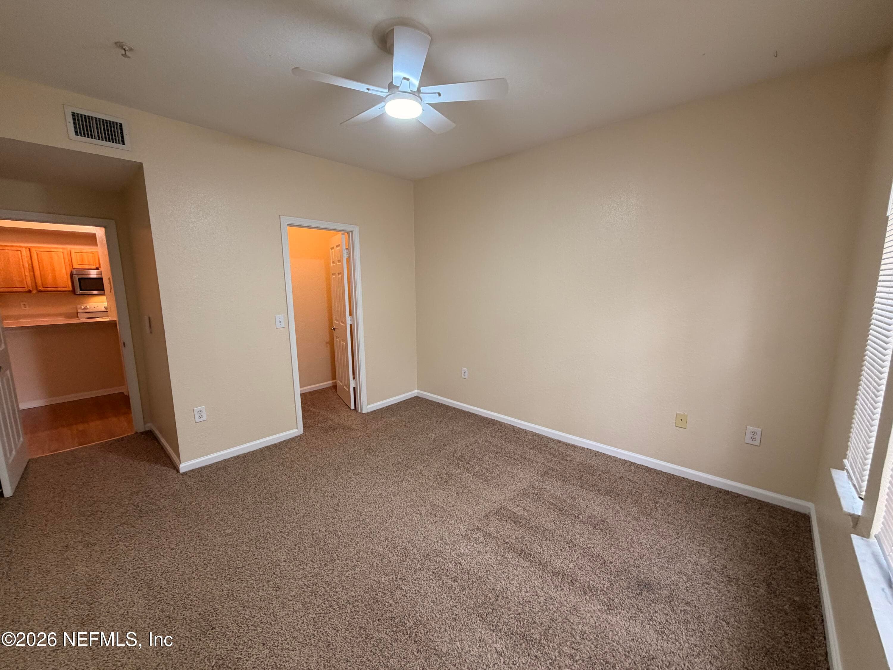 Photo 8 of 10075 N GATE Parkway 2012, Jacksonville, FL 32246