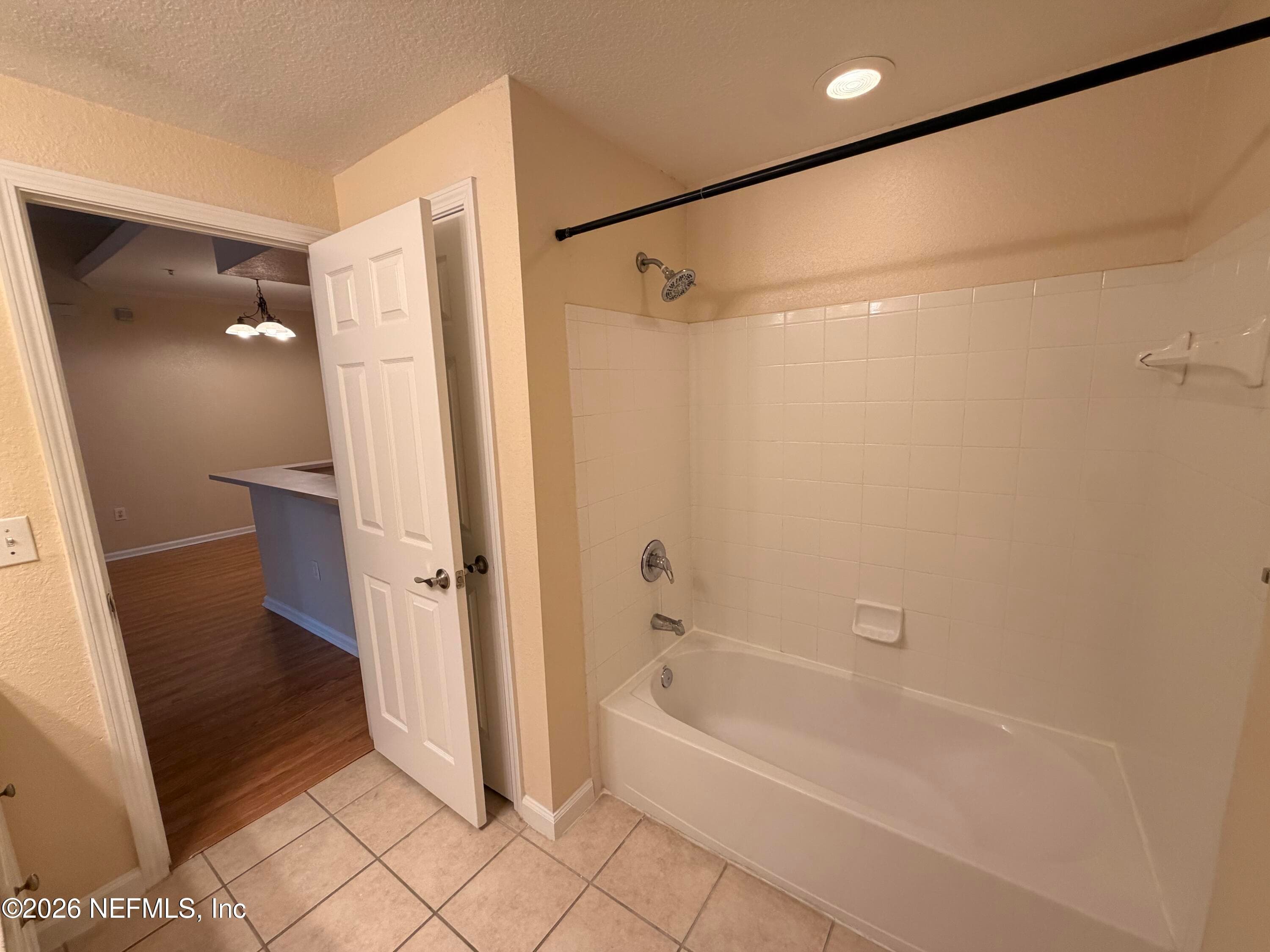 Photo 13 of 10075 N GATE Parkway 2012, Jacksonville, FL 32246