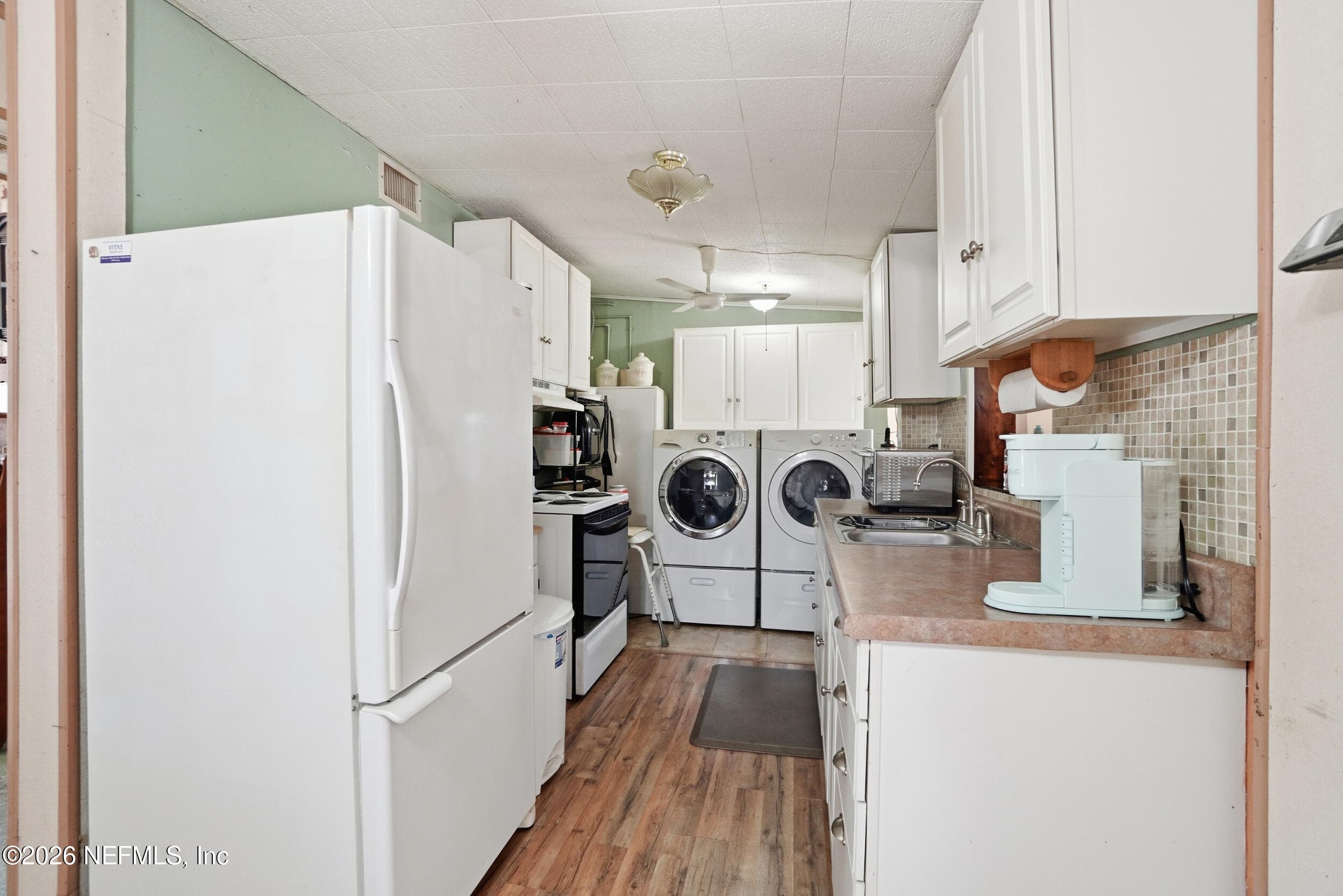 Photo 10 of 43 FORRESTAL Circle N, Atlantic Beach, FL 32233