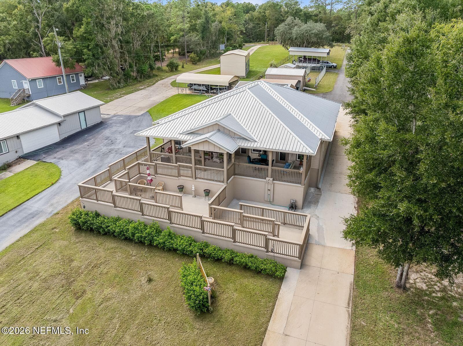 Photo 4 of 8449 LILY LAKE Road, Melrose, FL 32666