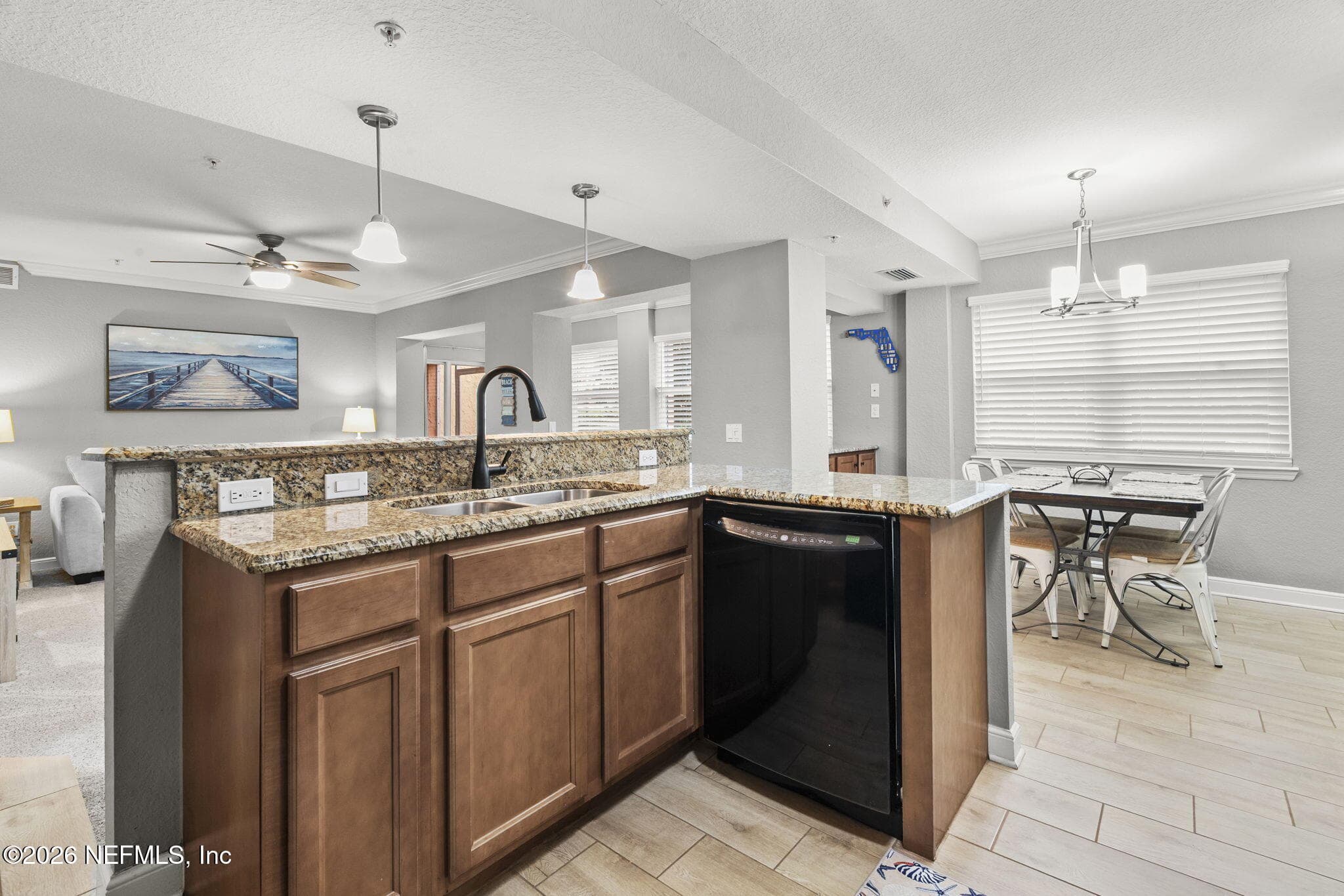 Modern kitchen layout — 105 25TH Avenue S L11, Jacksonville Beach, FL 32250