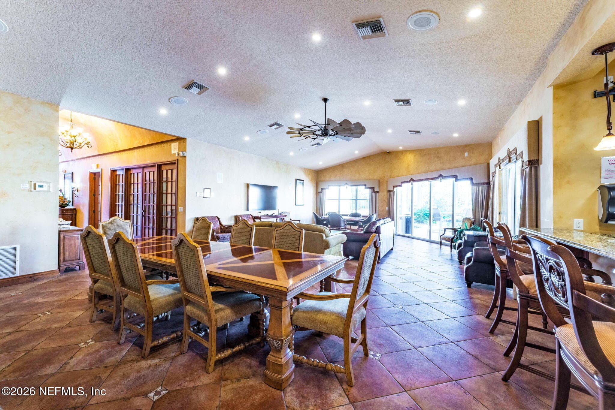 Large party spaces — 105 25TH Avenue S L11, Jacksonville Beach, FL 32250