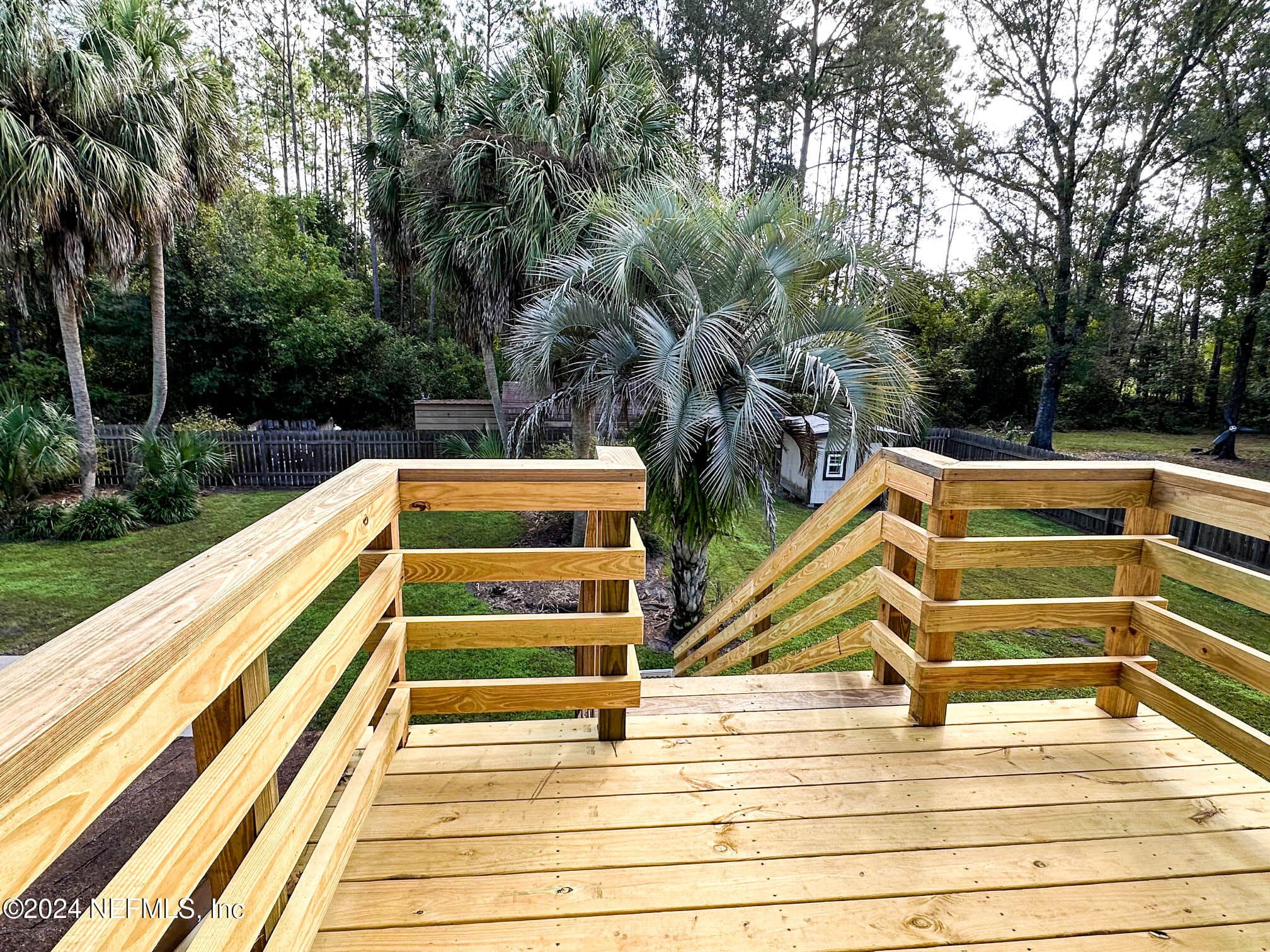 Upstairs deck — 15809 NE 15TH Place, Starke, FL 32091